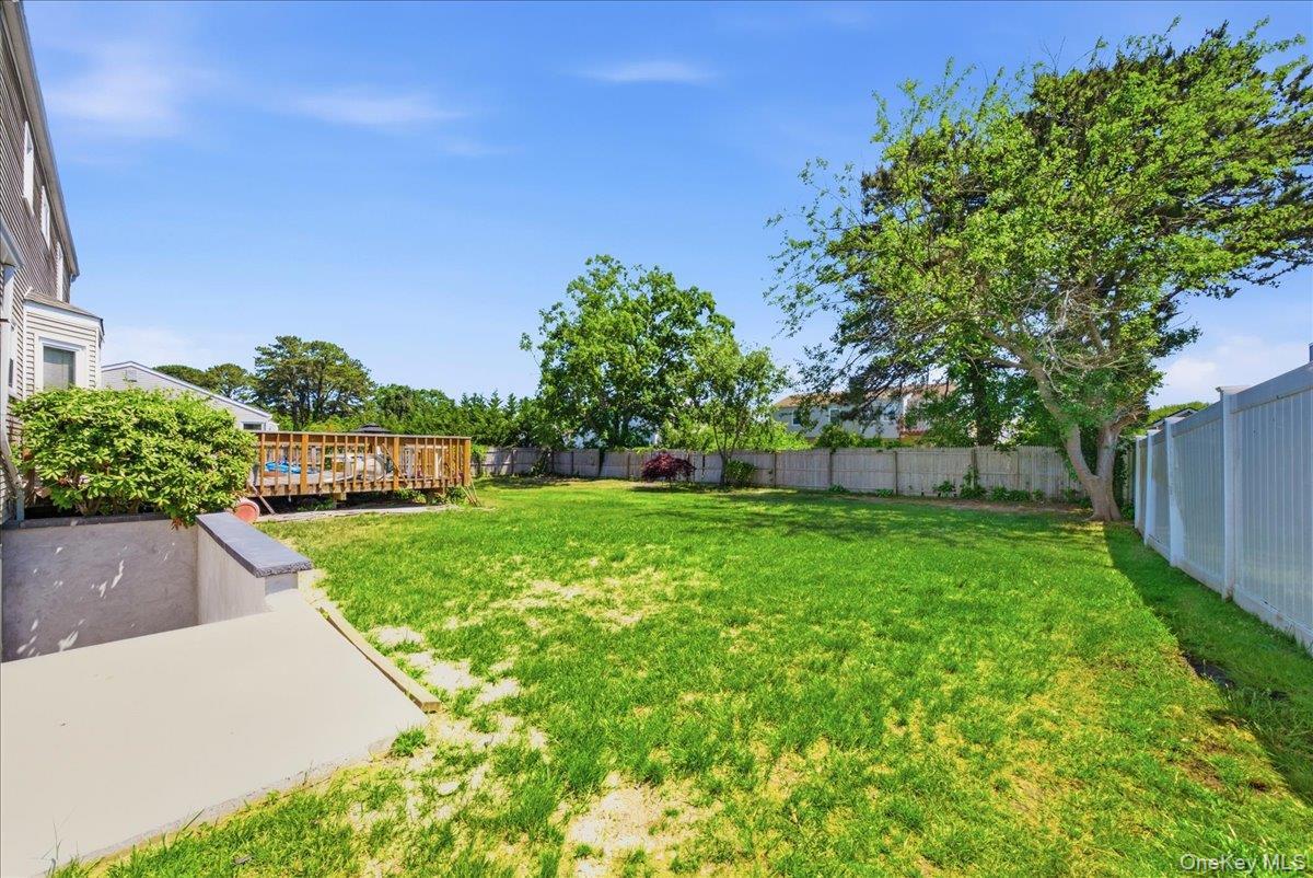 Single Family Apple Blossom Lane Suffolk County, NY 11772, MLS-1019899-19