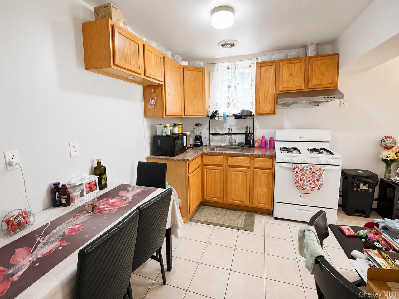 Single Family Perry Avenue  Queens, NY 11378, MLS-1019901-11