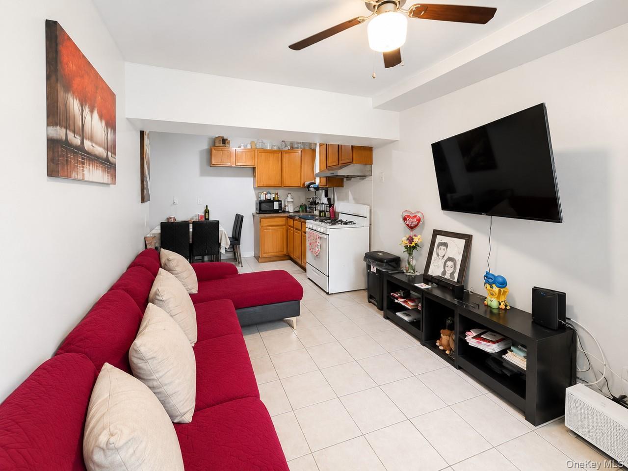 Single Family Perry Avenue  Queens, NY 11378, MLS-1019901-4