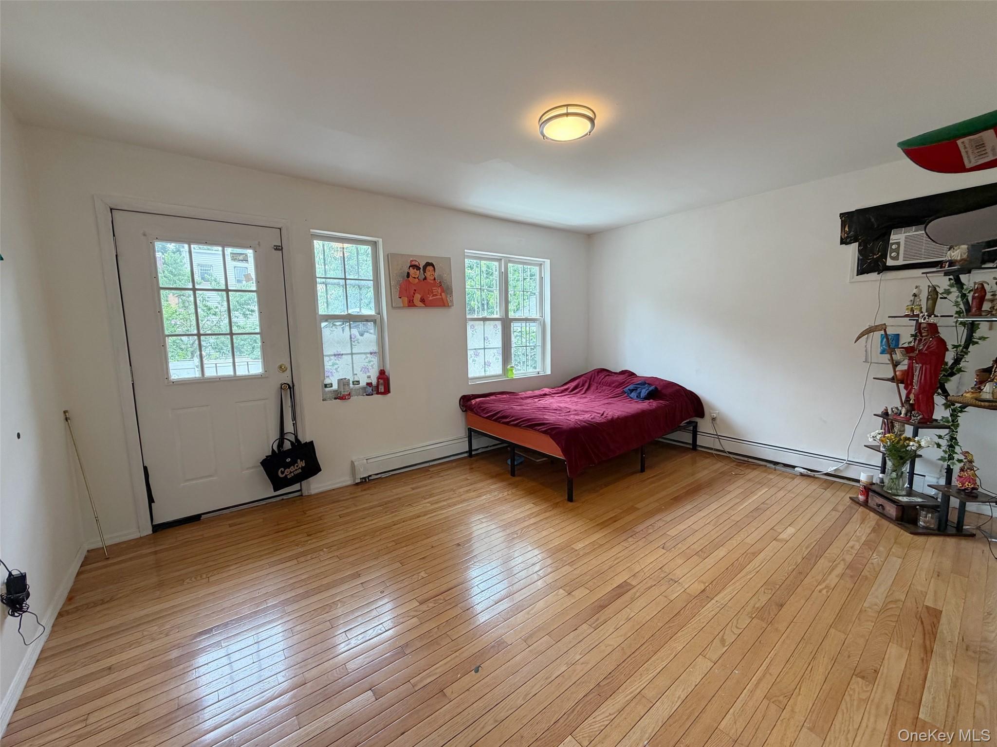 Single Family Perry Avenue  Queens, NY 11378, MLS-1019901-7
