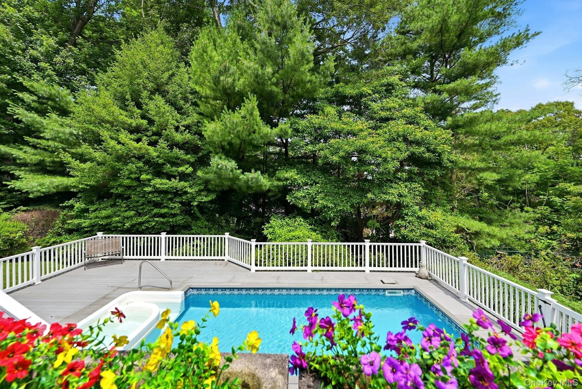 Single Family Upper Drive Suffolk County, NY 11743, MLS-1019906-5