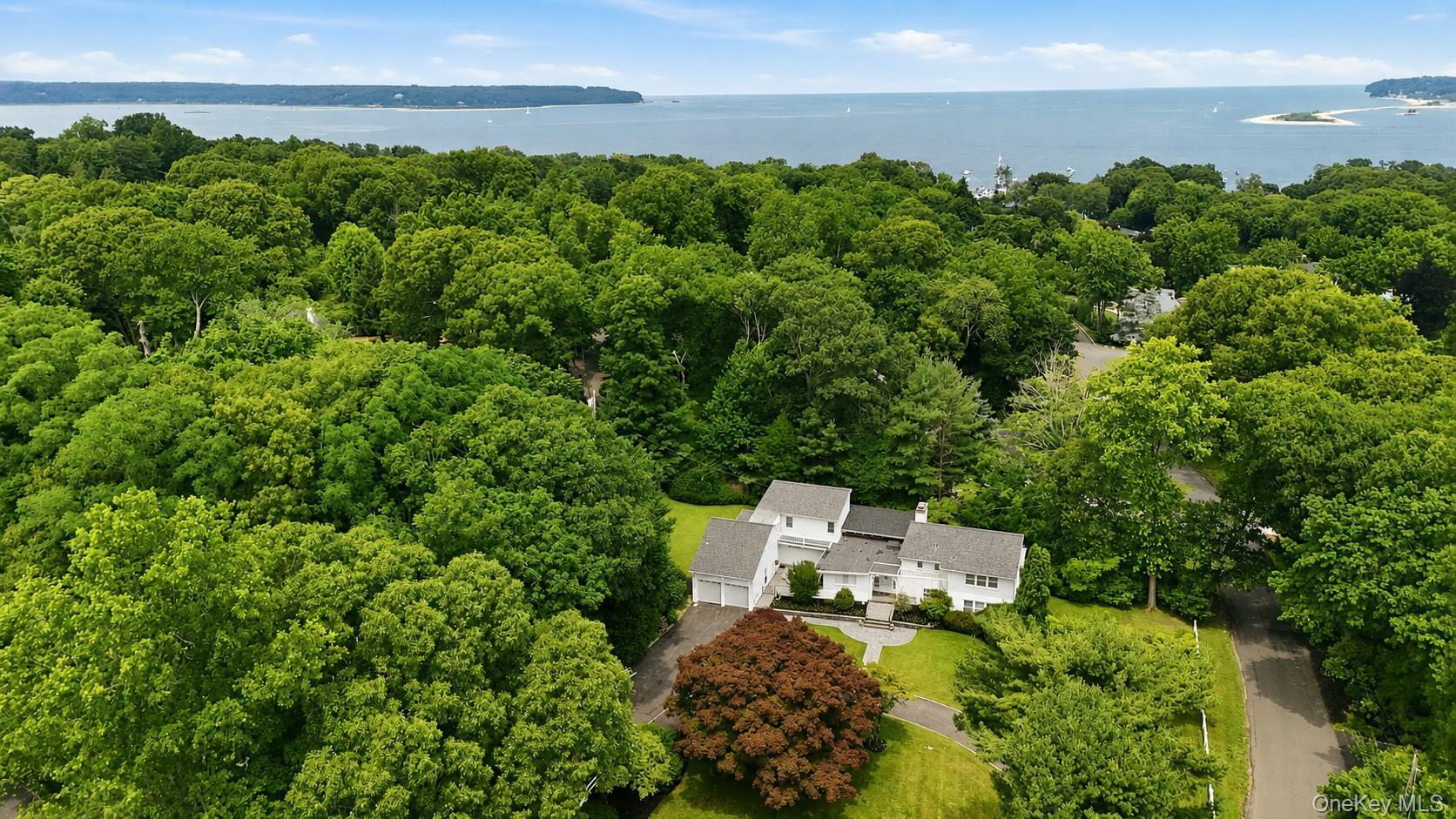 Single Family Upper Drive Suffolk County, NY 11743, MLS-1019906-6