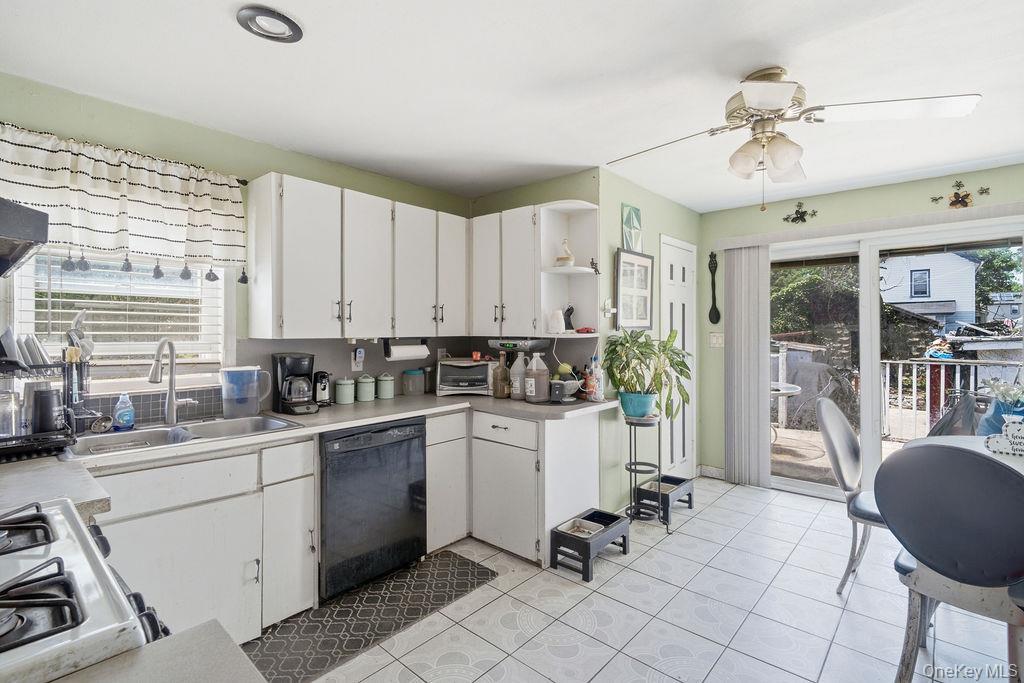 Single Family 171st Street Queens, NY 11434, MLS-1019907-10