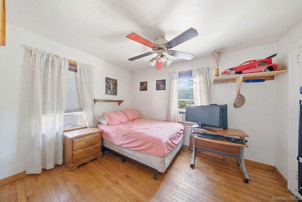 Single Family 171st Street Queens, NY 11434, MLS-1019907-14