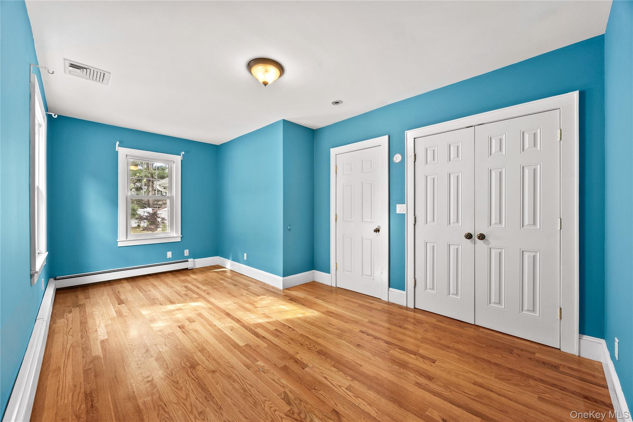 Single Family Pershing Avenue Nassau County, NY 11560, MLS-1019915-12