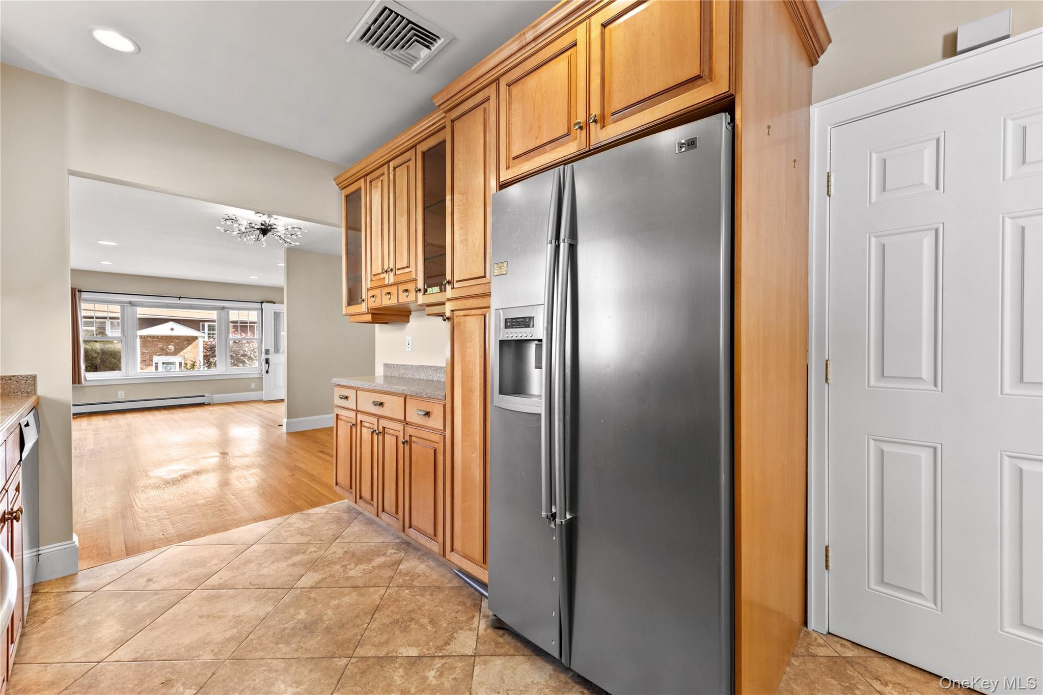 Single Family Pershing Avenue Nassau County, NY 11560, MLS-1019915-16