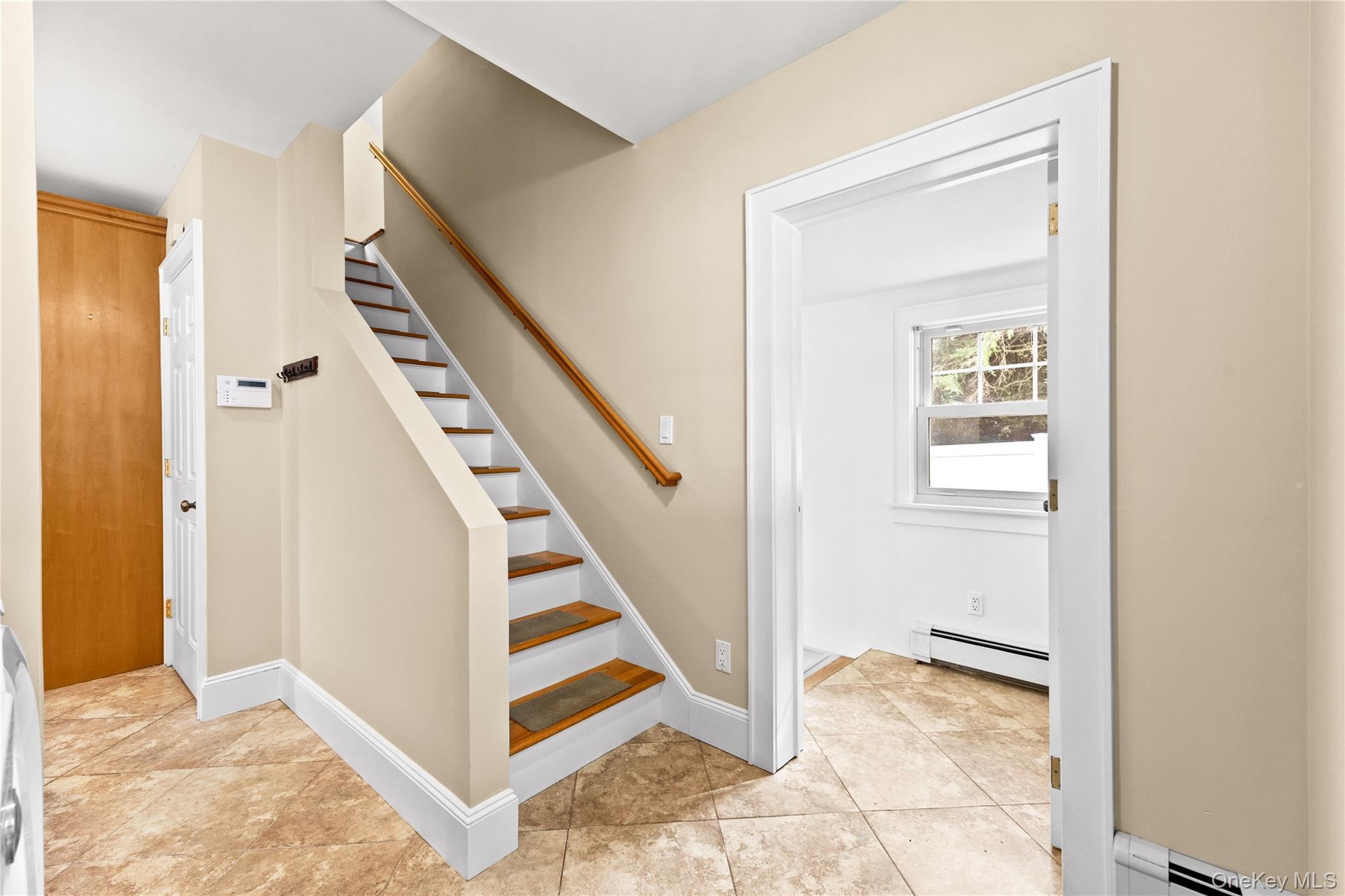 Single Family Pershing Avenue Nassau County, NY 11560, MLS-1019915-18