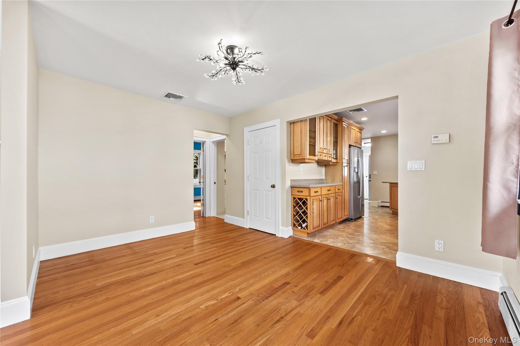 Single Family Pershing Avenue Nassau County, NY 11560, MLS-1019915-9