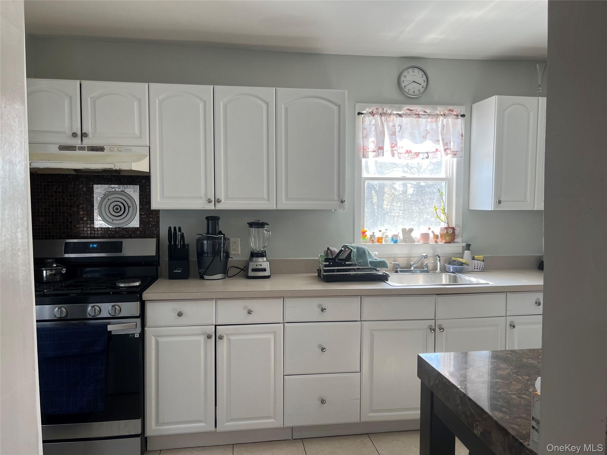 Single Family 2nd Avenue  Suffolk County, NY 11722, MLS-1019922-4
