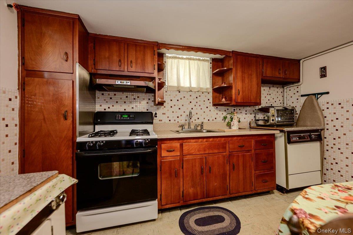 Single Family Lasalle Avenue Bronx, NY 10461, MLS-1019927-26
