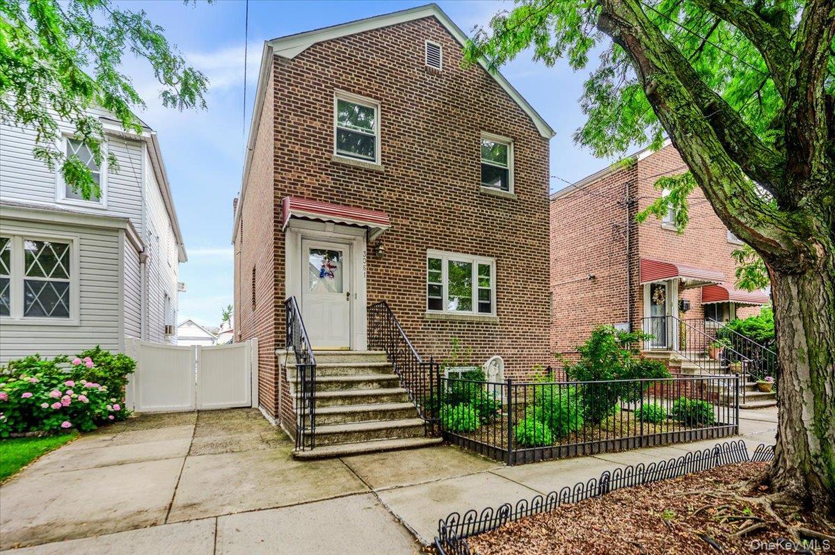 Single Family Lasalle Avenue Bronx, NY 10461, MLS-1019927-38