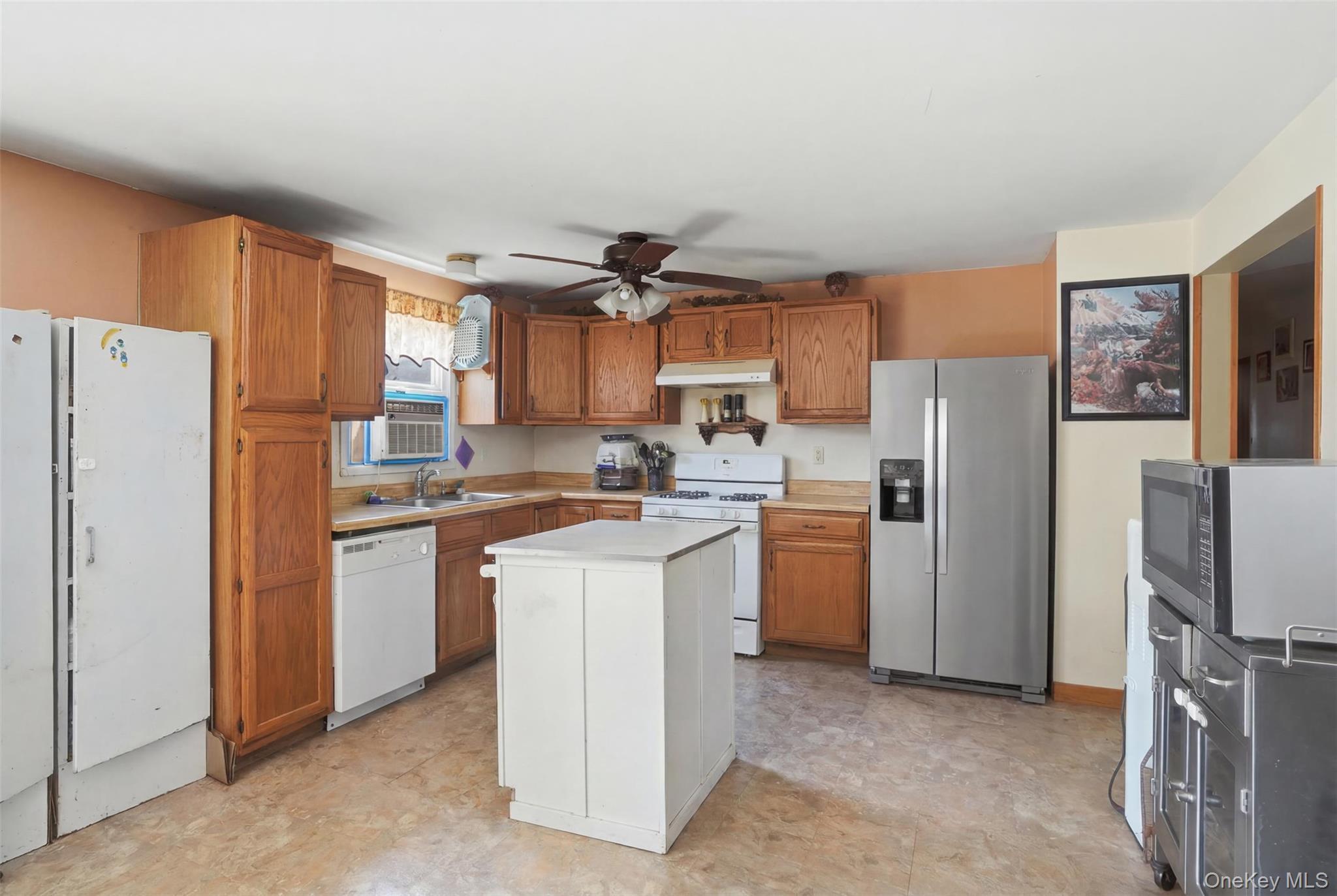 Single Family Riverside Drive  Ulster County, NY 12566, MLS-1019939-14