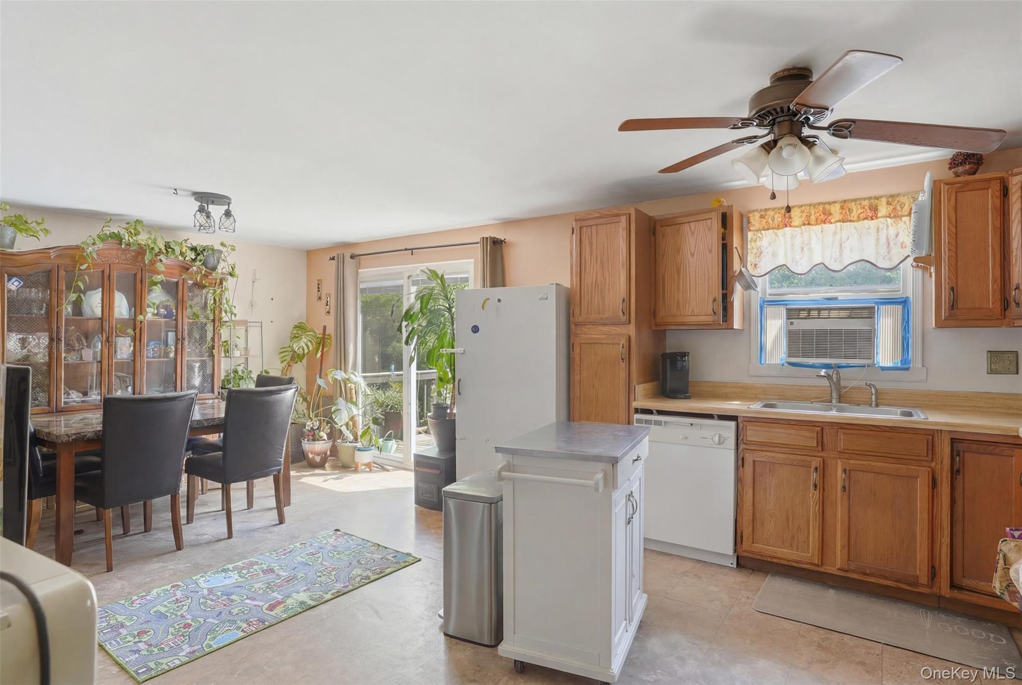 Single Family Riverside Drive  Ulster County, NY 12566, MLS-1019939-15