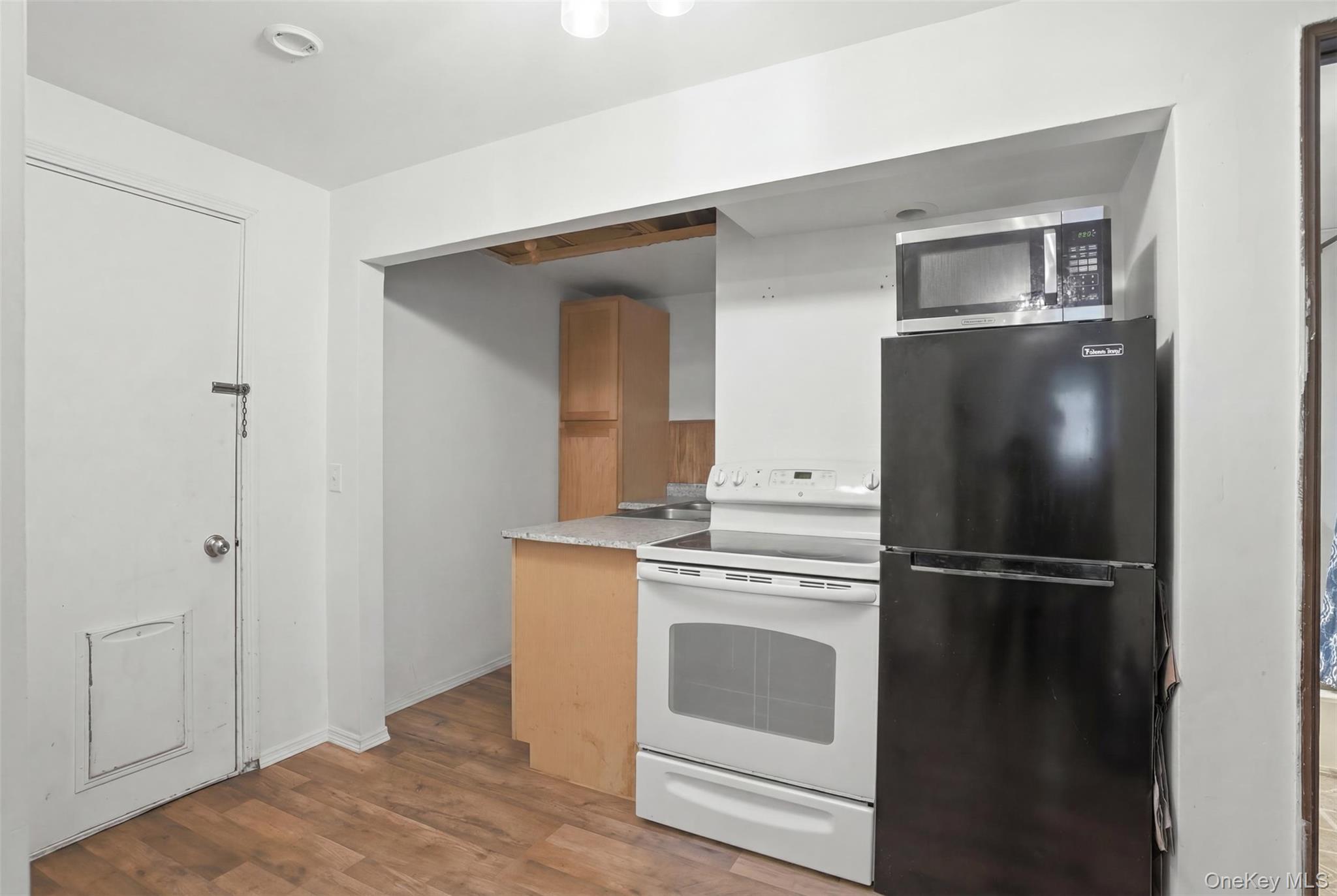 Single Family Riverside Drive  Ulster County, NY 12566, MLS-1019939-27