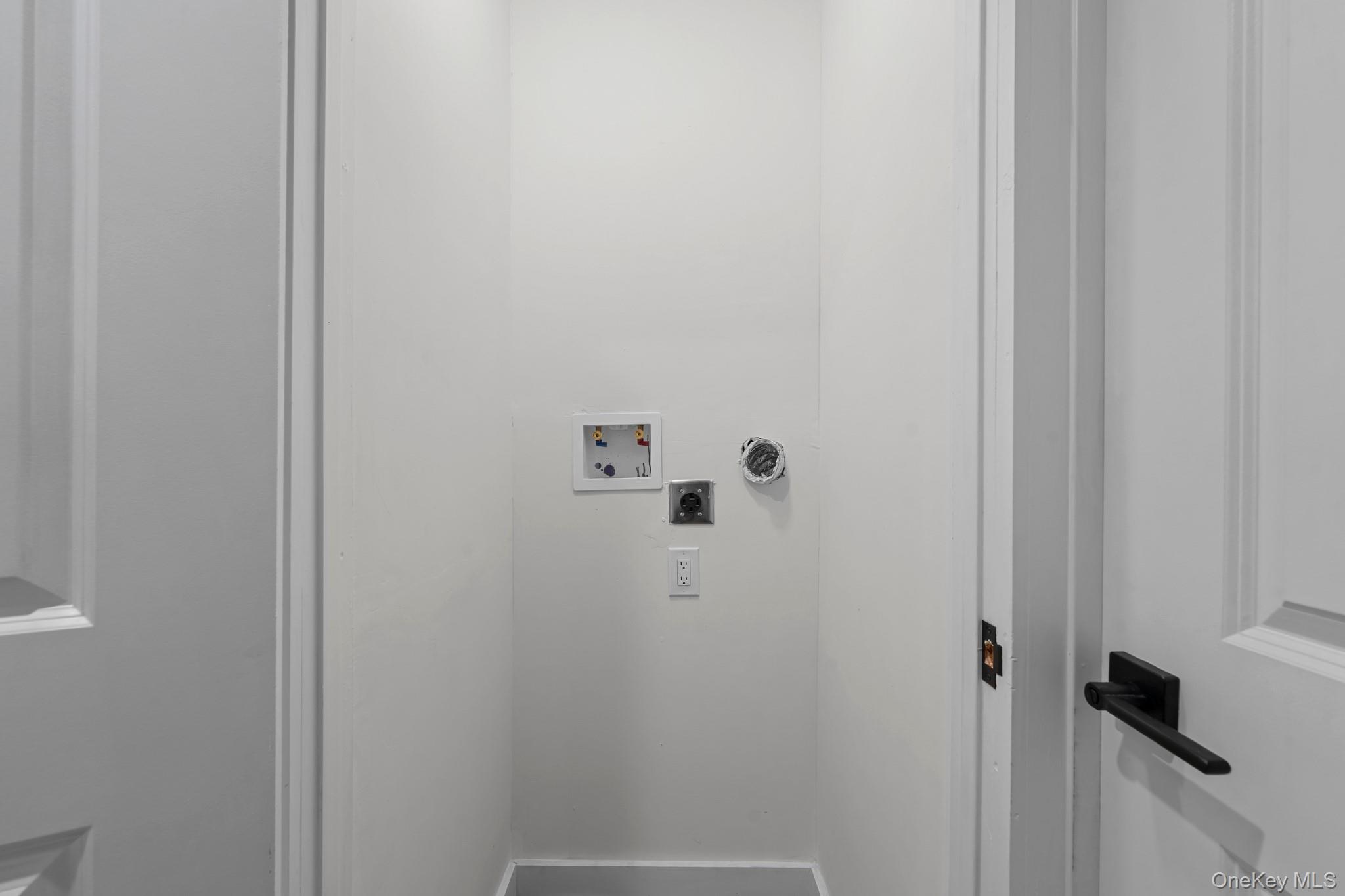 Single Family Avenue K Brooklyn, NY 11236, MLS-1019947-5