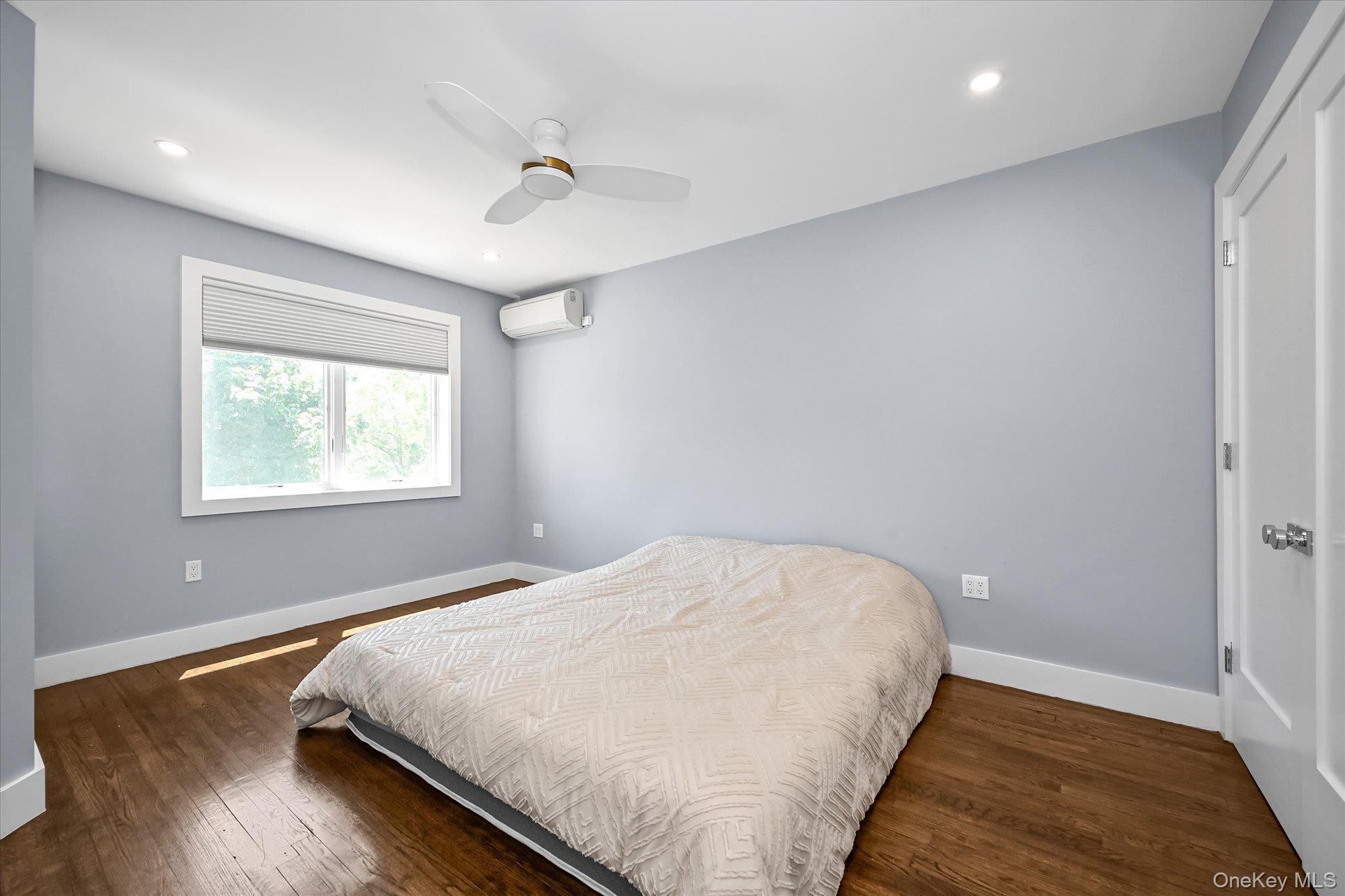 Single Family 76th Avenue Queens, NY 11367, MLS-1019955-7