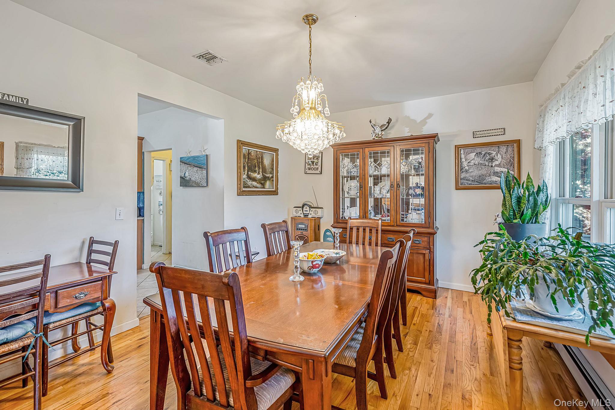 Single Family Pheasant Court Suffolk County, NY 11901, MLS-1019957-11