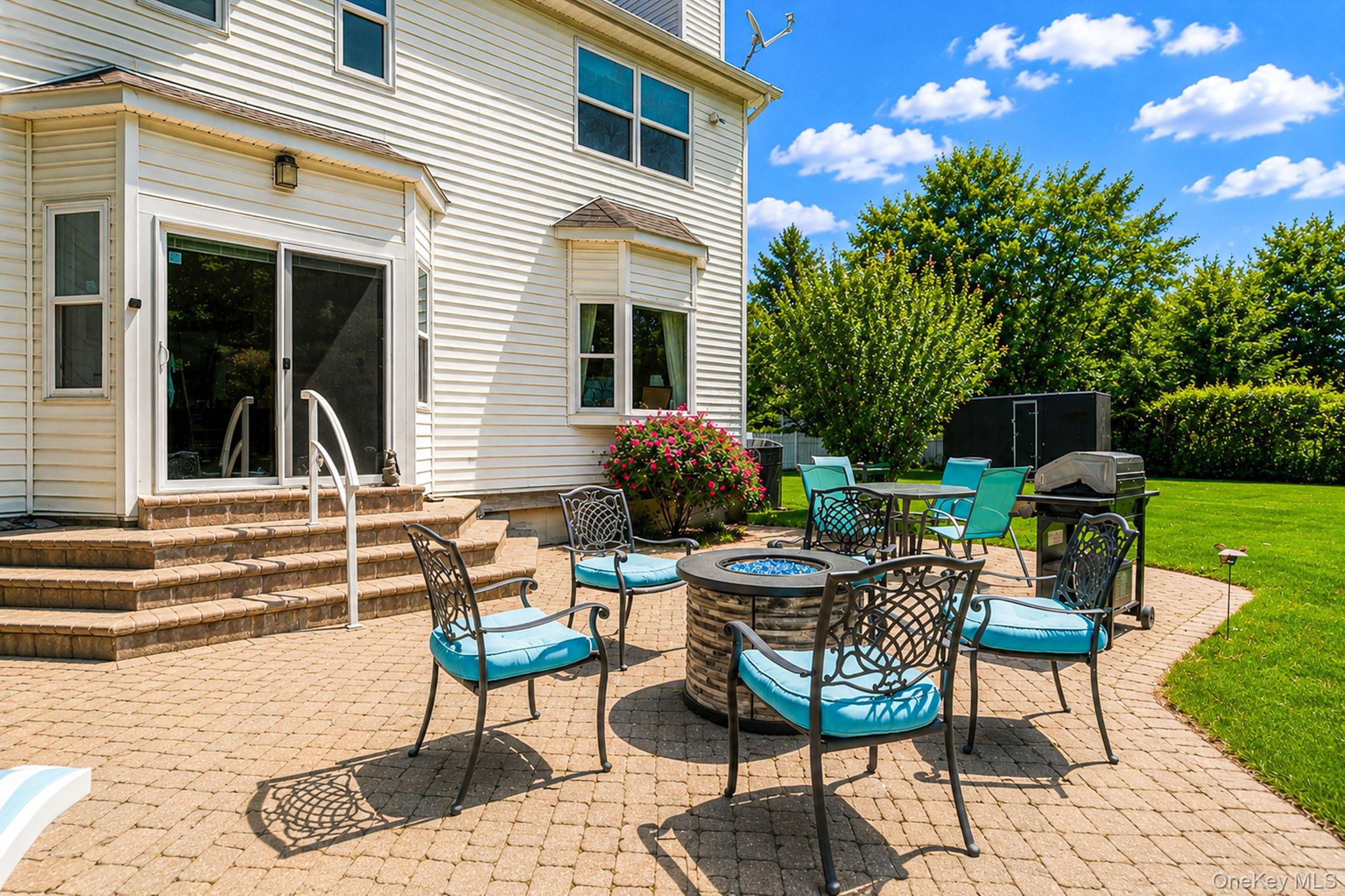 Single Family Pheasant Court Suffolk County, NY 11901, MLS-1019957-18