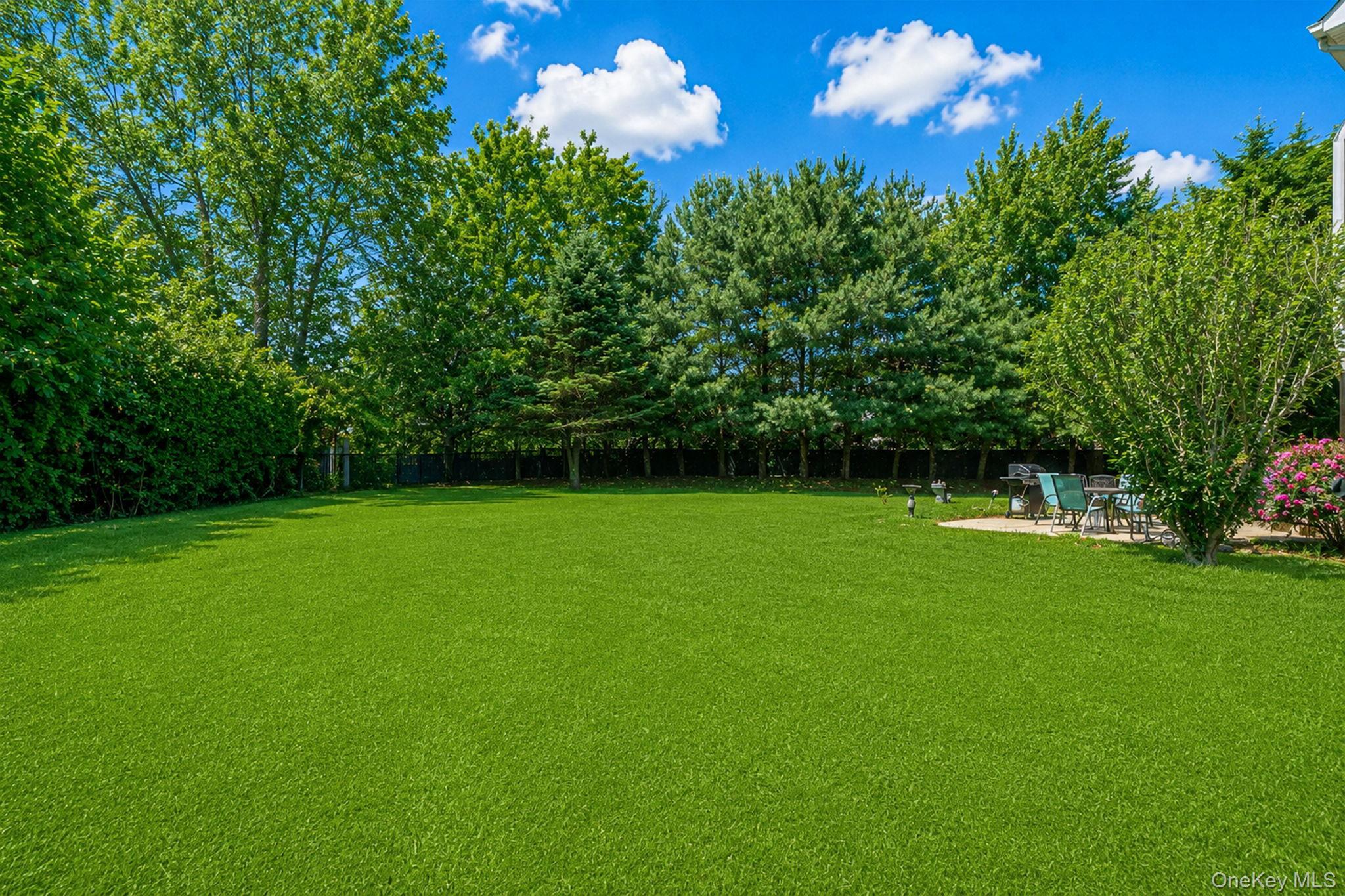 Single Family Pheasant Court Suffolk County, NY 11901, MLS-1019957-22