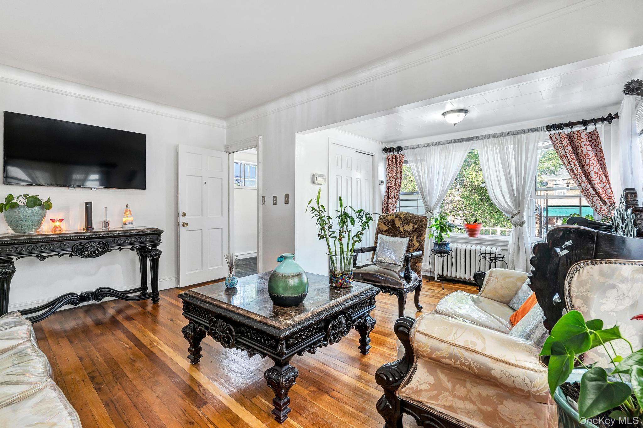 Single Family Hering Avenue Bronx, NY 10461, MLS-1019989-11