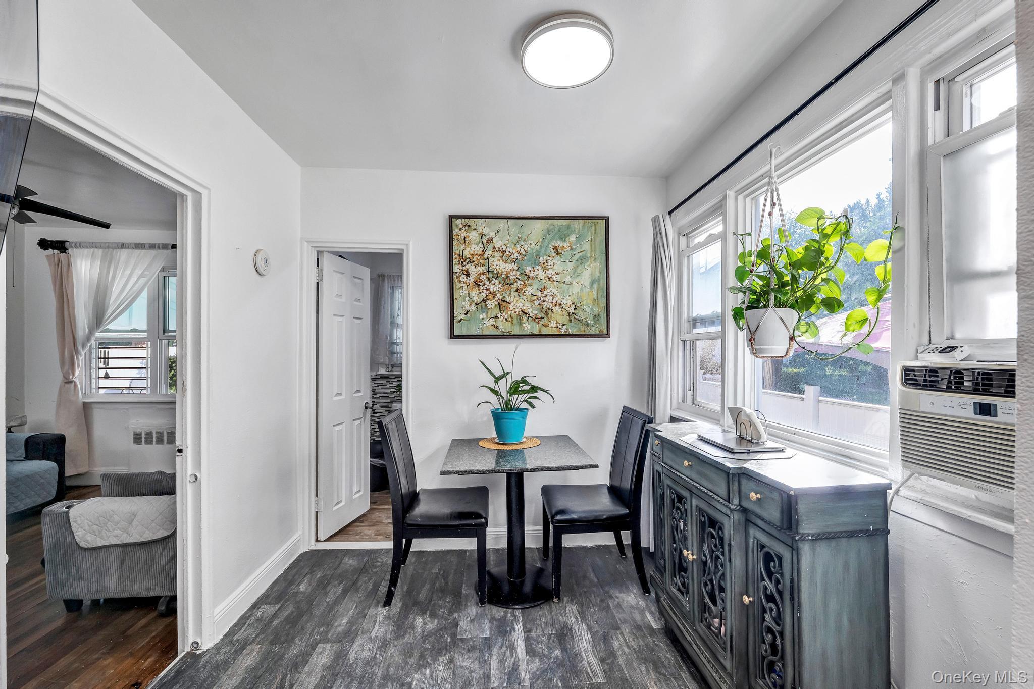 Single Family Hering Avenue Bronx, NY 10461, MLS-1019989-13