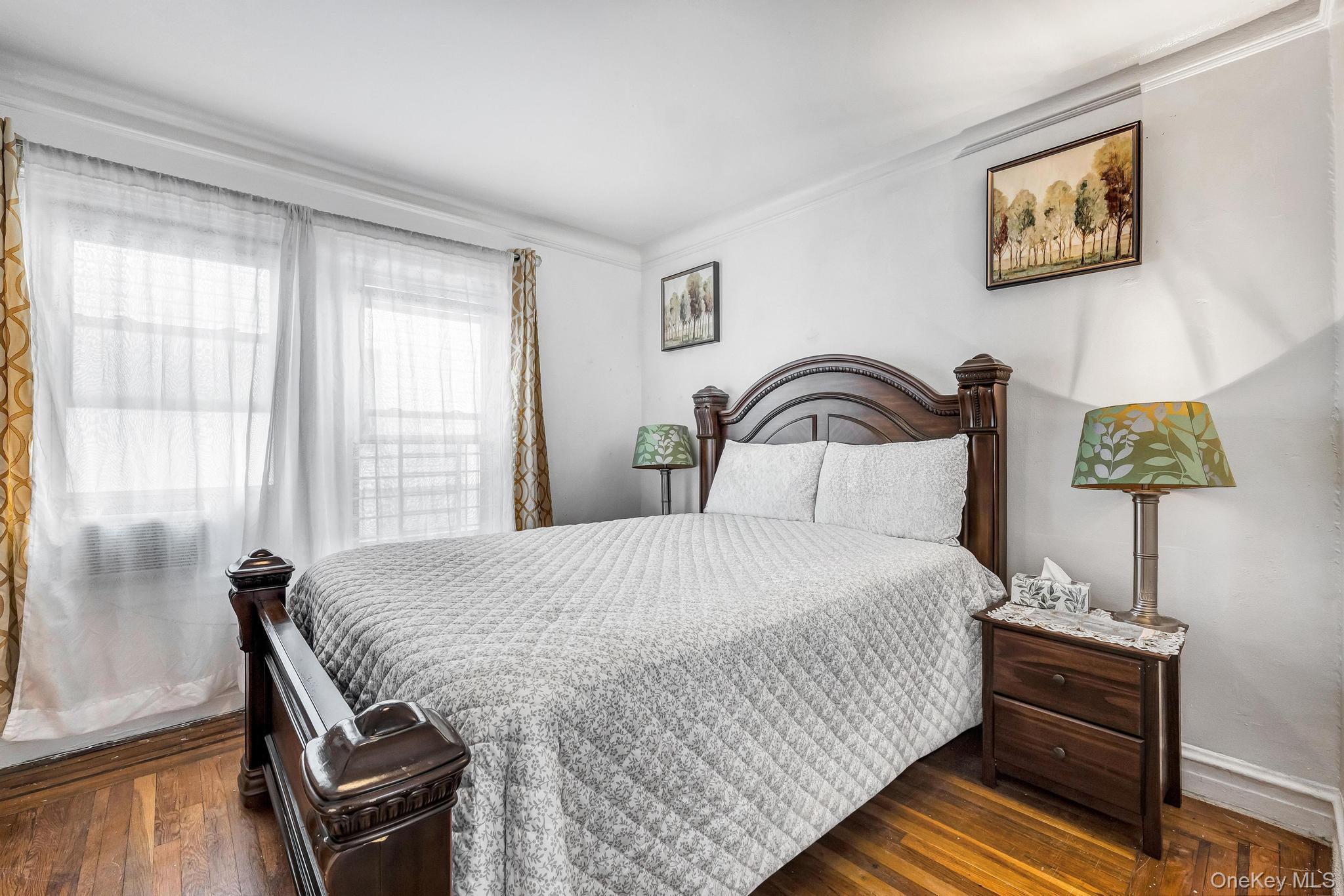 Single Family Hering Avenue Bronx, NY 10461, MLS-1019989-18