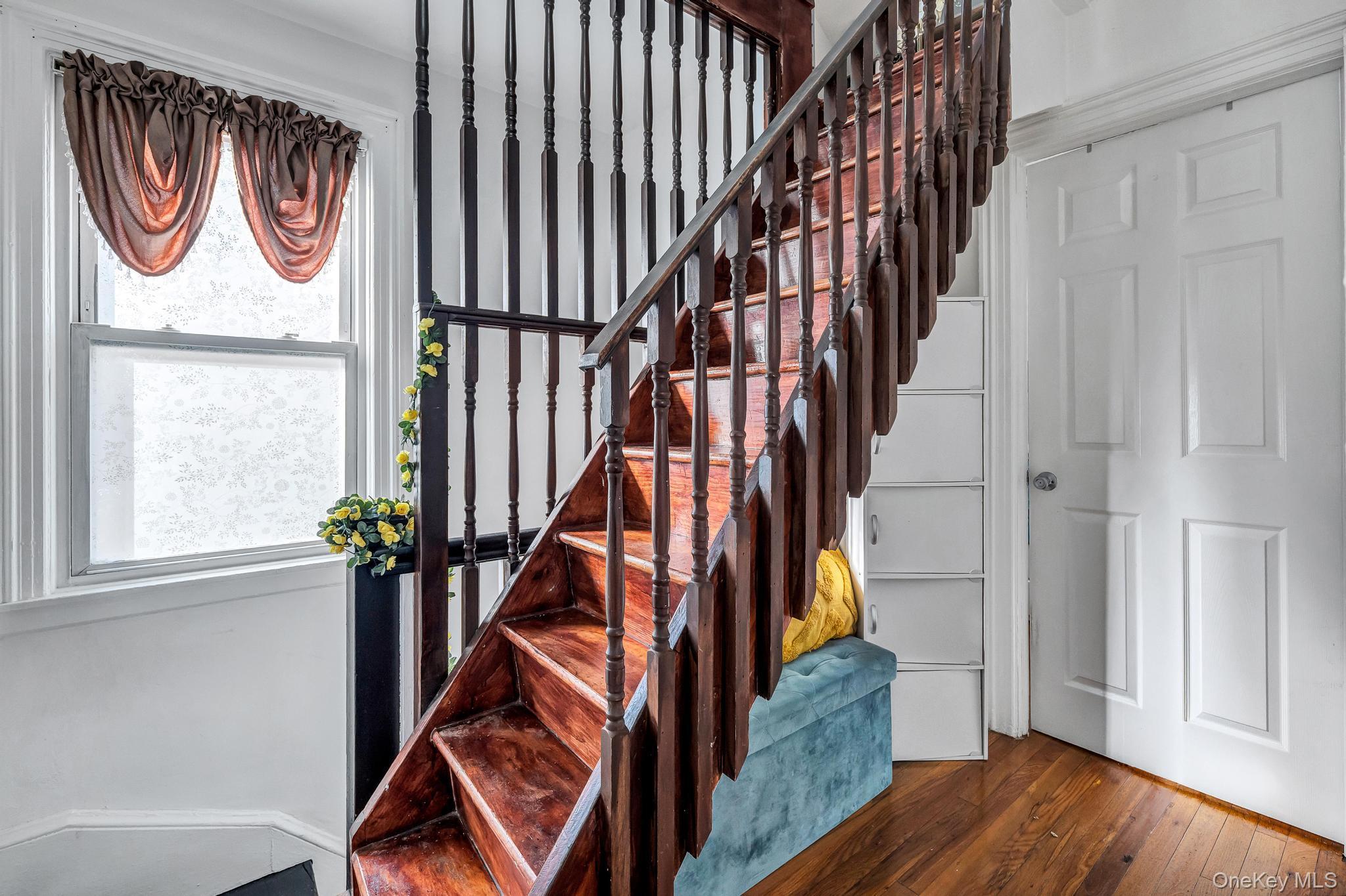 Single Family Hering Avenue Bronx, NY 10461, MLS-1019989-27