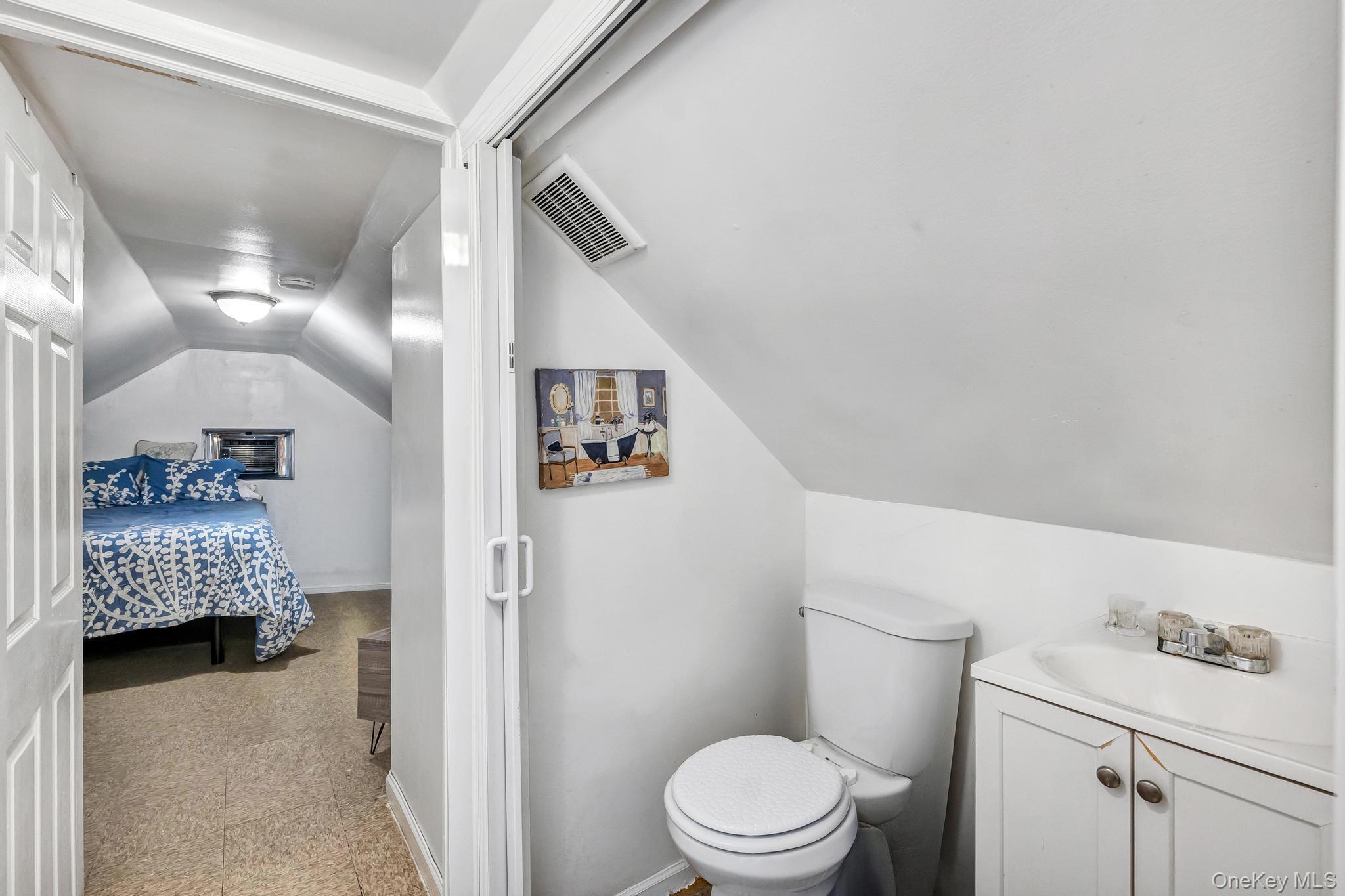 Single Family Hering Avenue Bronx, NY 10461, MLS-1019989-31
