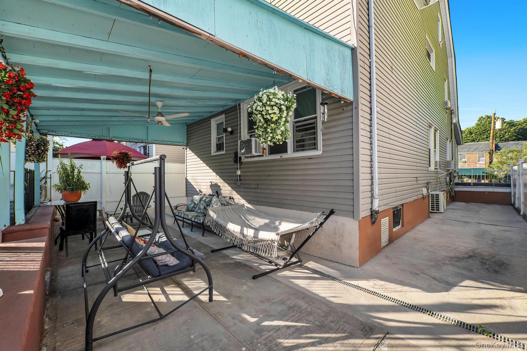 Single Family Hering Avenue Bronx, NY 10461, MLS-1019989-8
