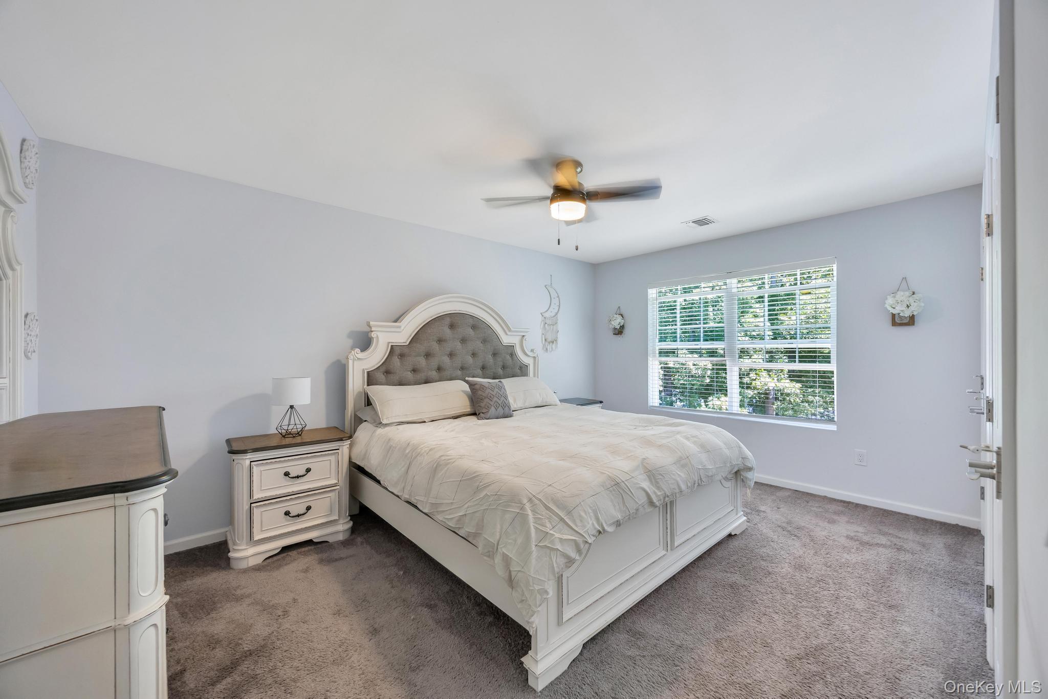 Single Family The Green Suffolk County, NY 11967, MLS-1019996-25