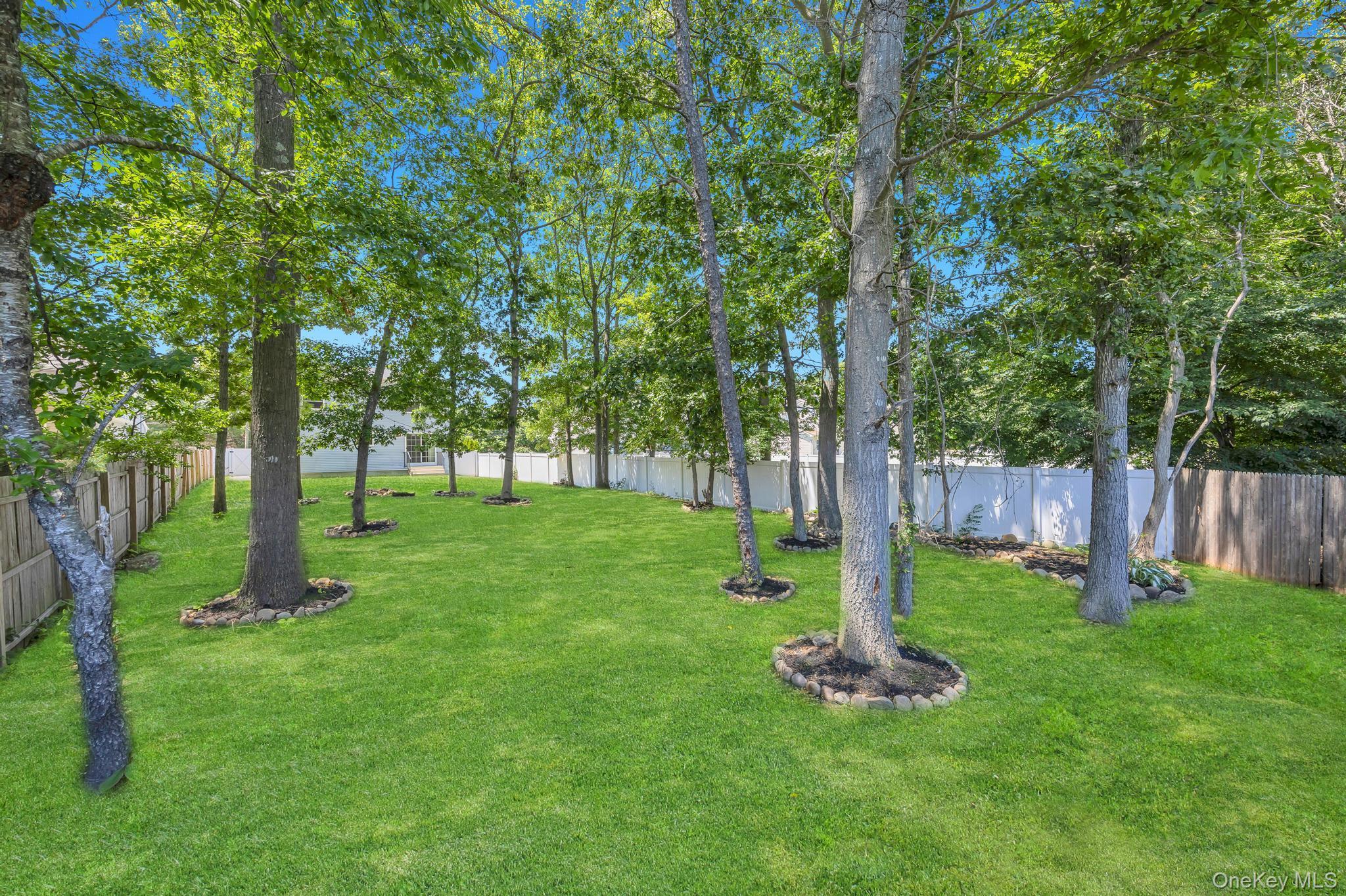 Single Family The Green Suffolk County, NY 11967, MLS-1019996-4