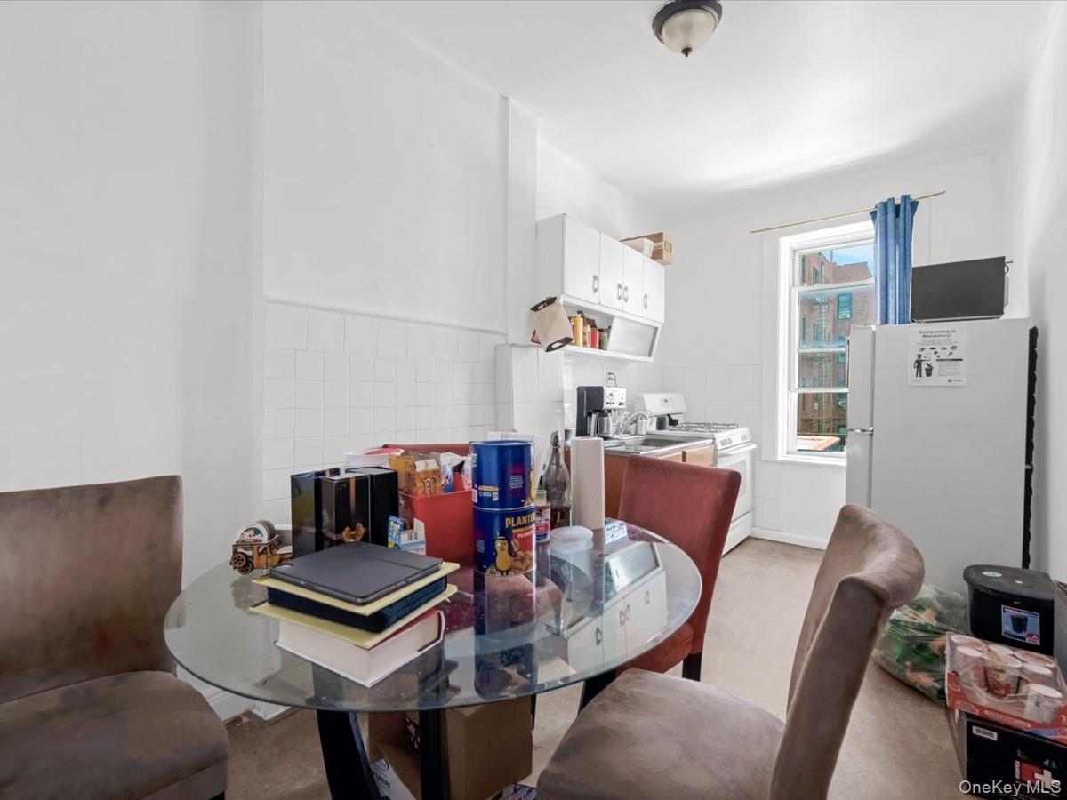 Single Family Lincoln Avenue Brooklyn, NY 11208, MLS-1020021-13