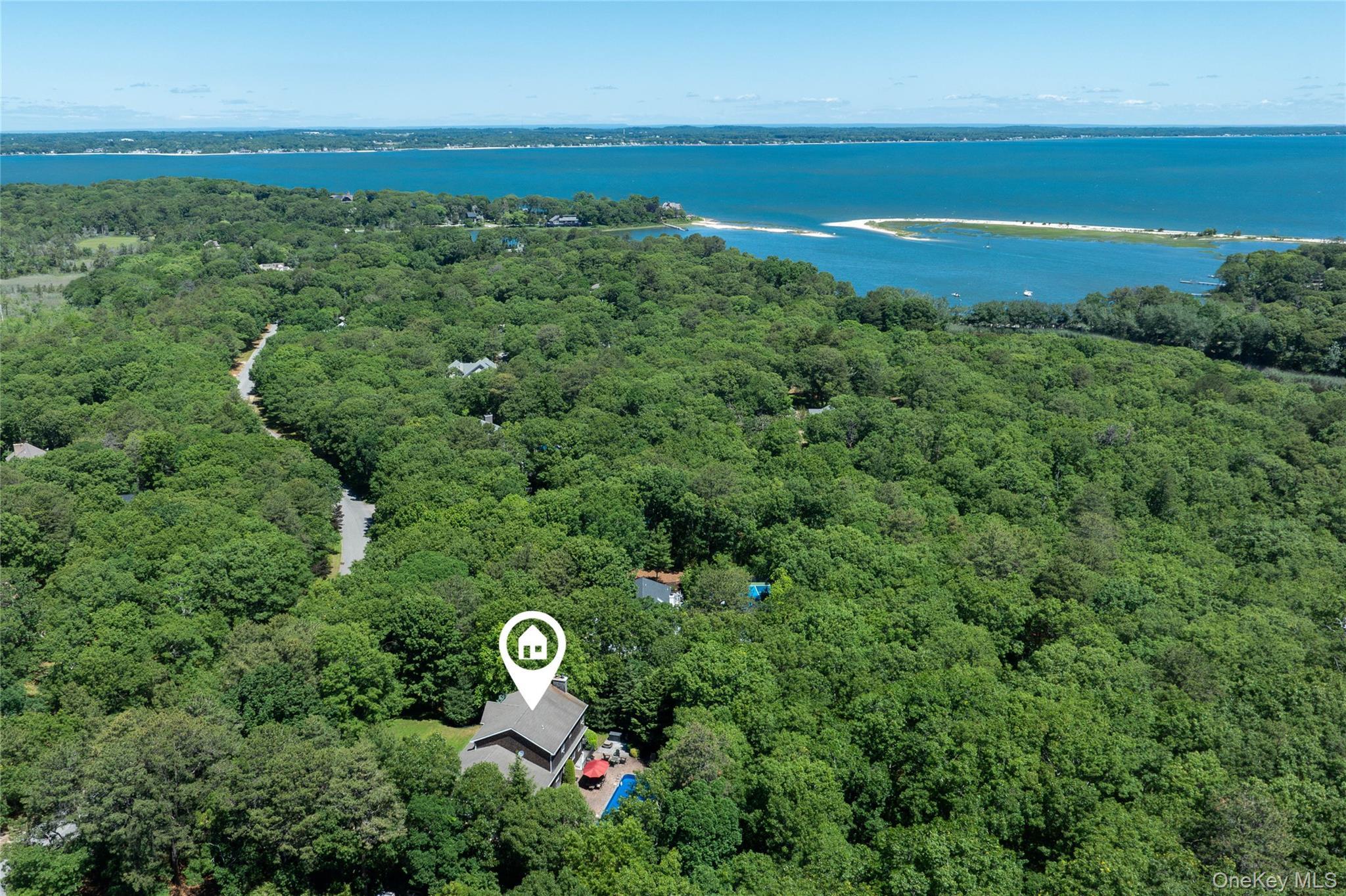 Single Family Hildreth Road  Suffolk County, NY 11946, MLS-1020064-28