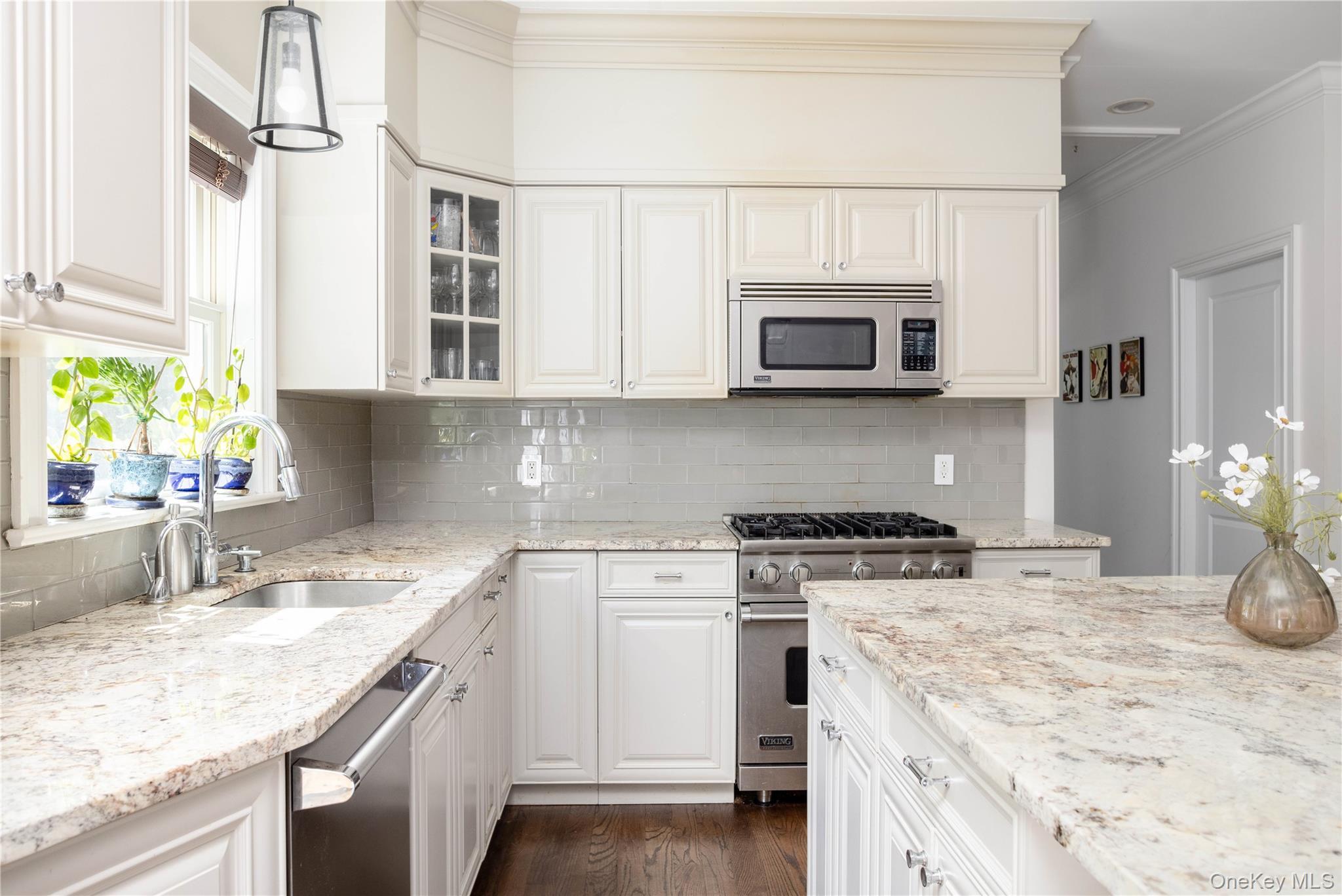 Single Family Hildreth Road  Suffolk County, NY 11946, MLS-1020064-5
