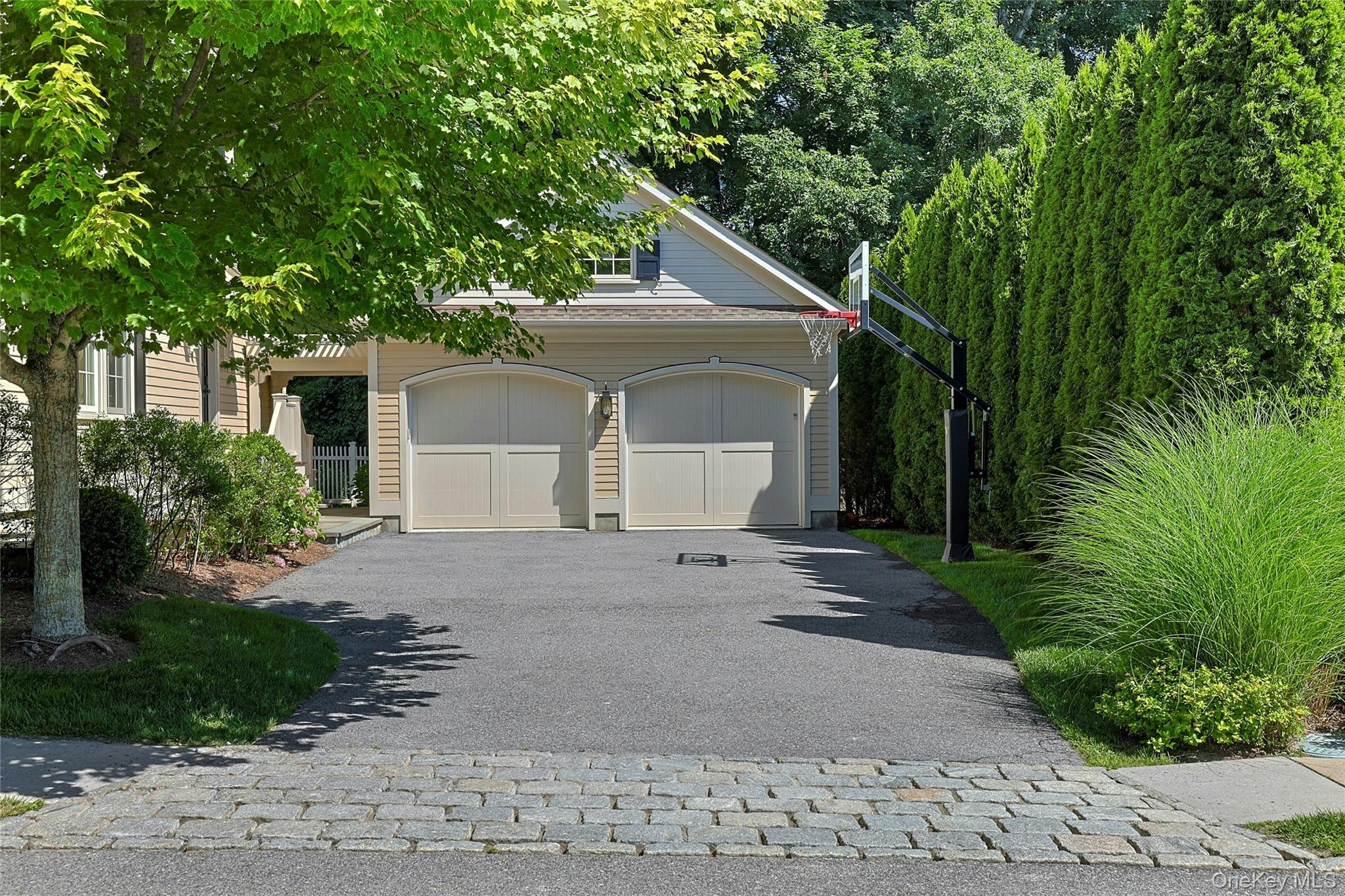 Single Family Cider Mill Circle Westchester County, NY 10504, MLS-1020067-3
