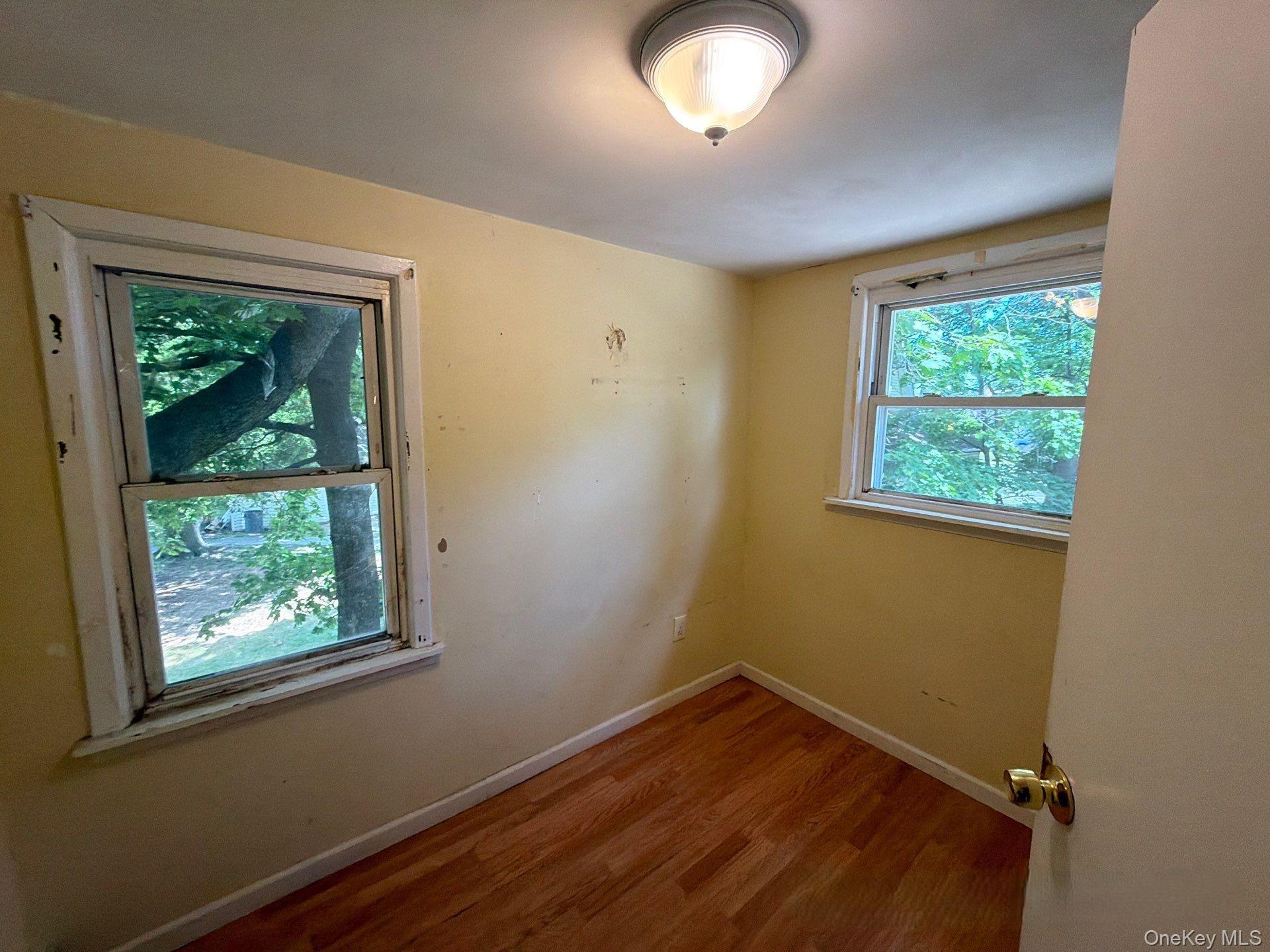 Single Family Pierson Avenue Nassau County, NY 11550, MLS-1020072-11
