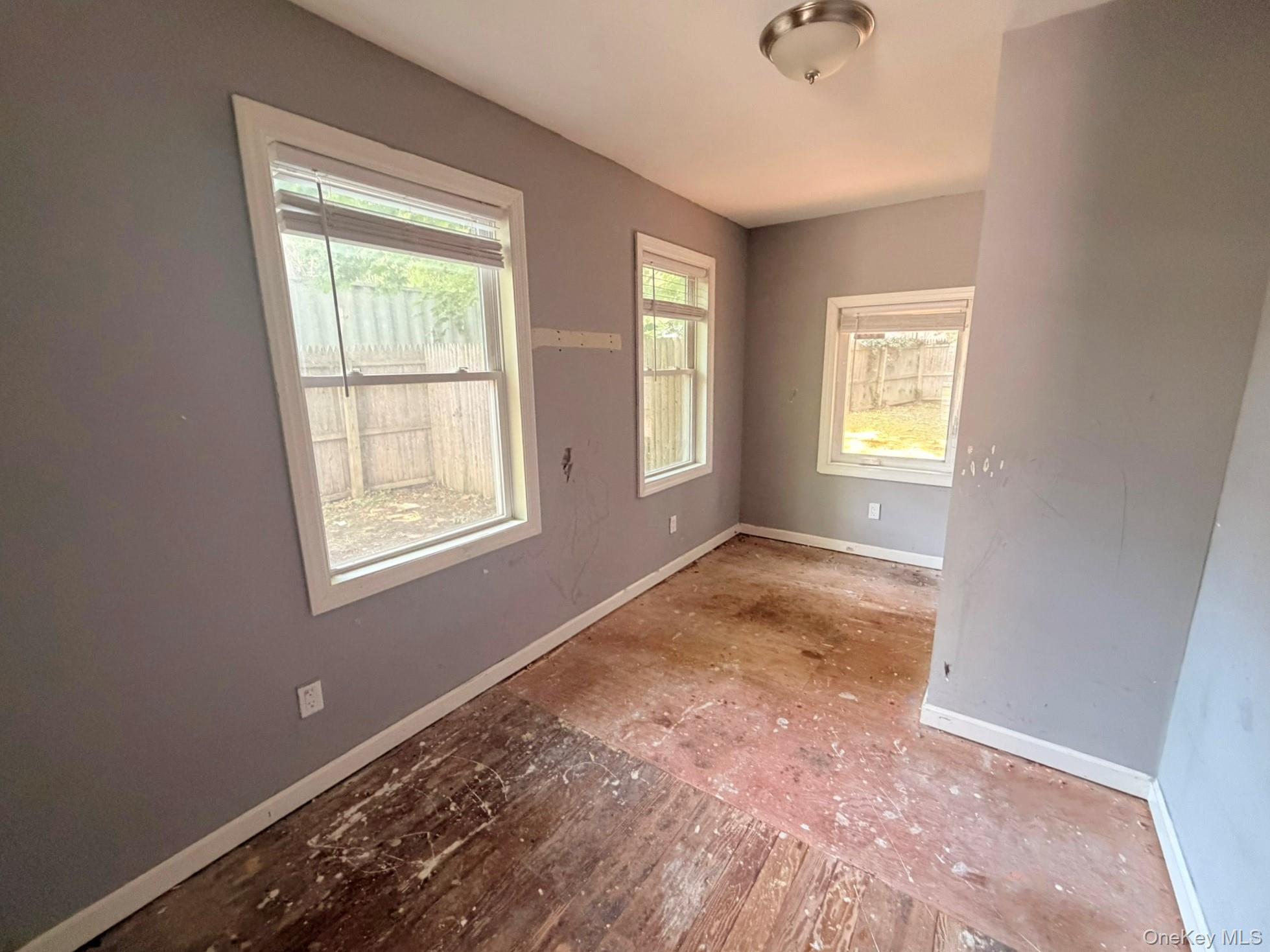 Single Family Lynbrook Drive  Suffolk County, NY 11789, MLS-1020086-15