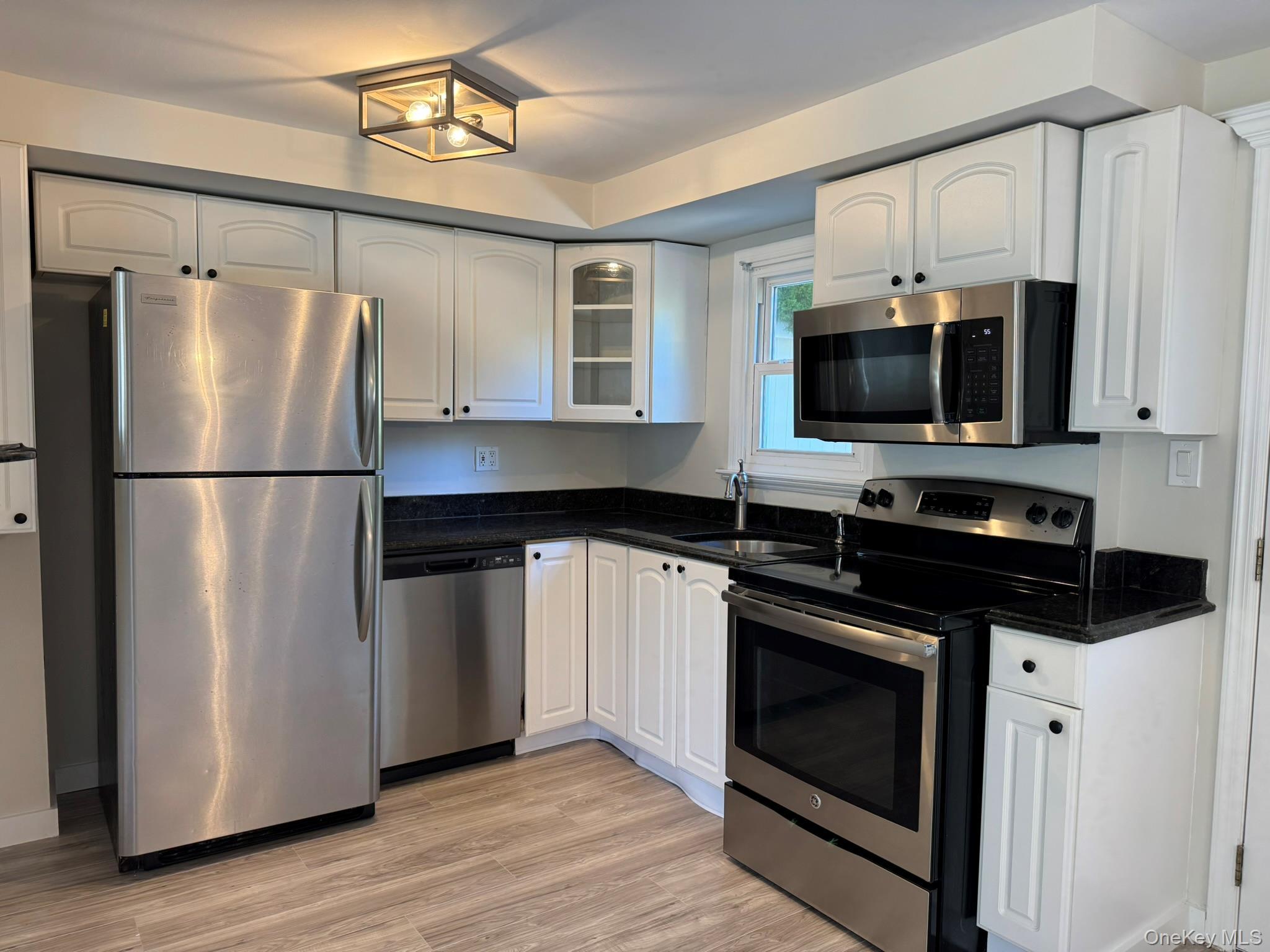 Single Family Magnolia Drive  Suffolk County, NY 11778, MLS-1020104-5