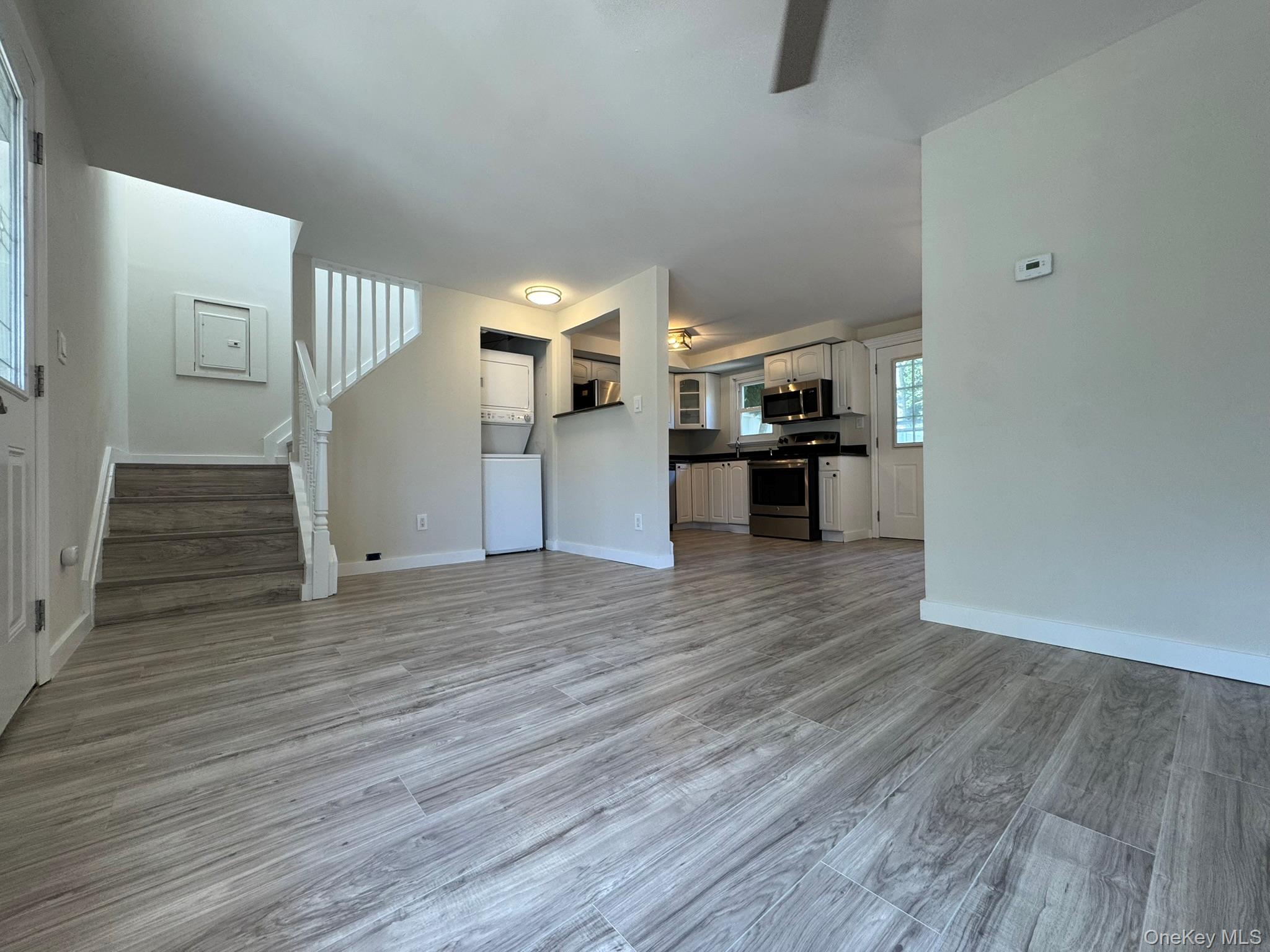 Single Family Magnolia Drive  Suffolk County, NY 11778, MLS-1020104-6