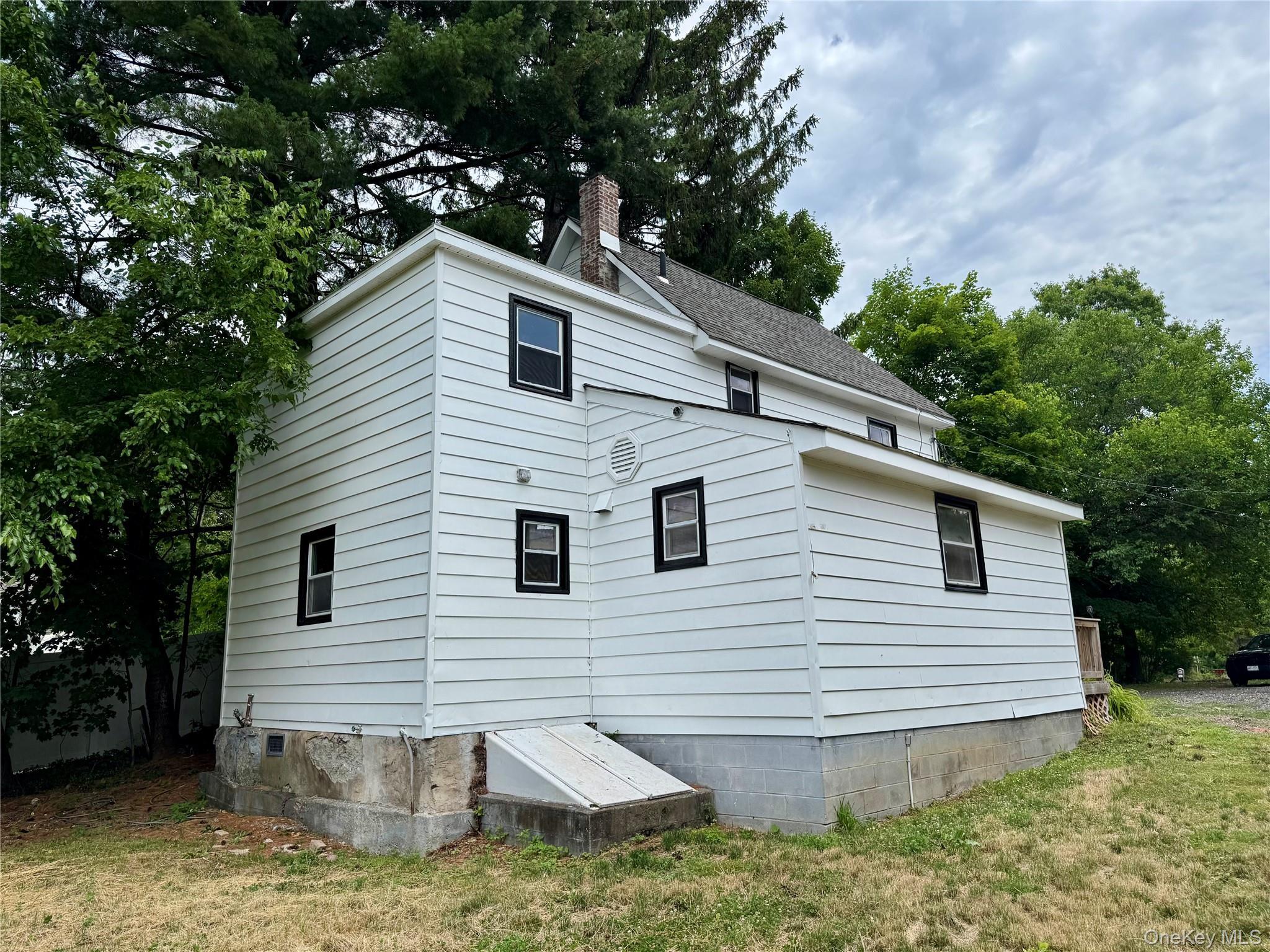 Single Family Violet Avenue Dutchess County, NY 12601, MLS-1020109-4