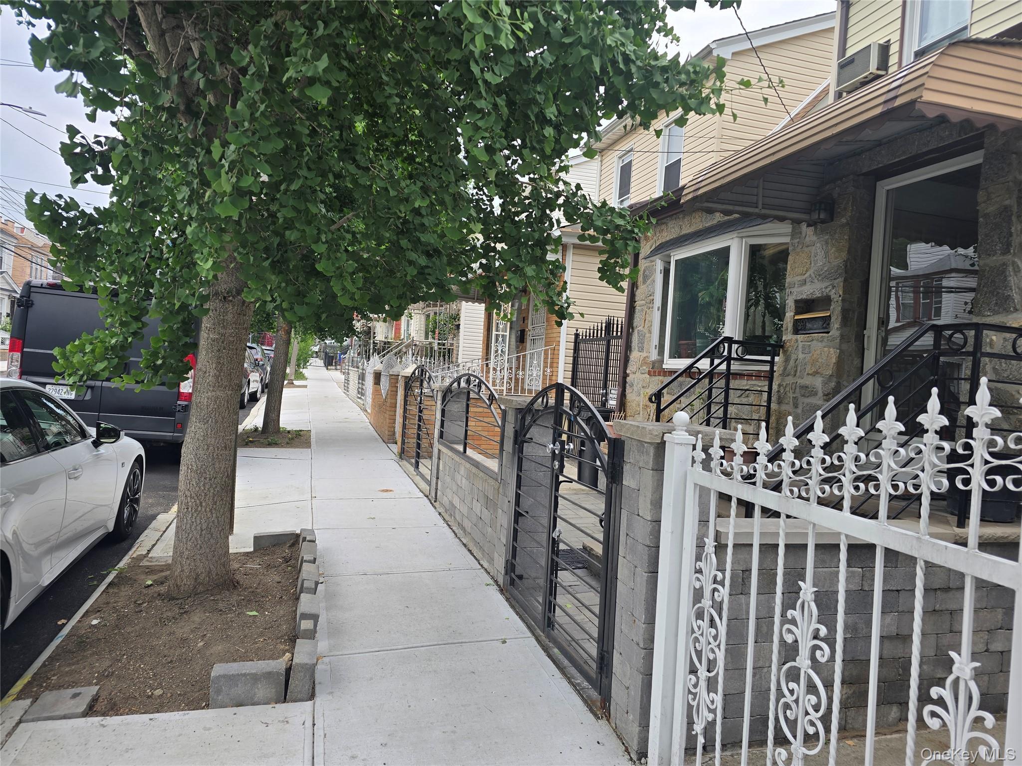 Single Family 182nd Place  Queens, NY 11423, MLS-1020123-2