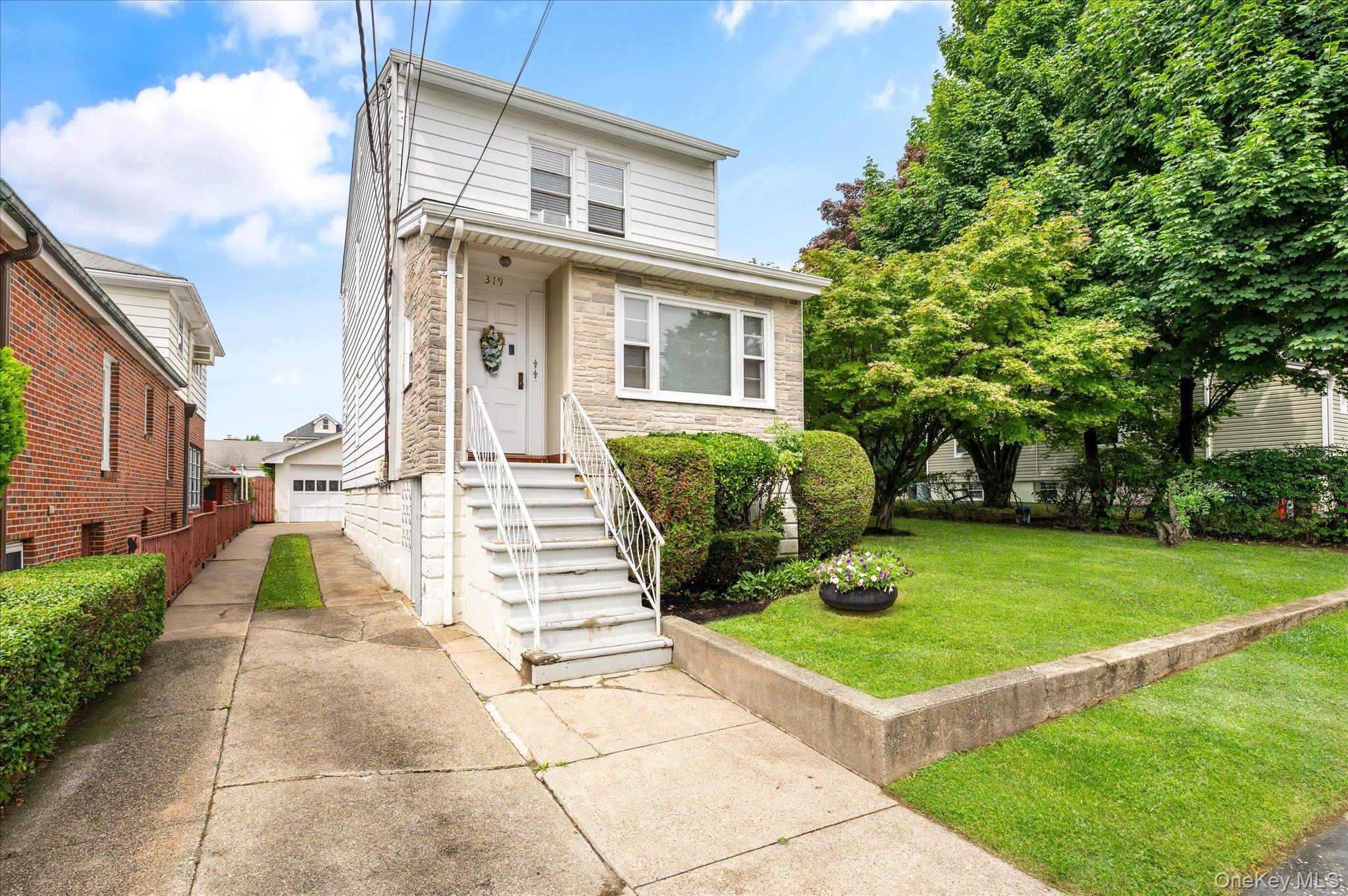 Single Family Hayward Street  Westchester County, NY 10704, MLS-1020136-25