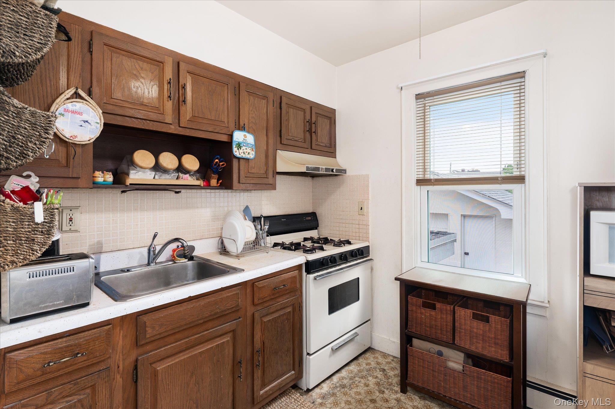 Single Family Hayward Street  Westchester County, NY 10704, MLS-1020136-8