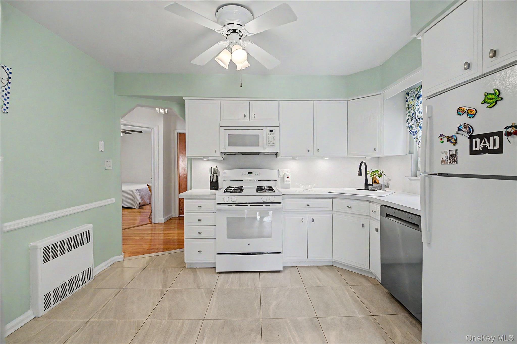 Single Family Elton Road Nassau County, NY 11530, MLS-1020154-10