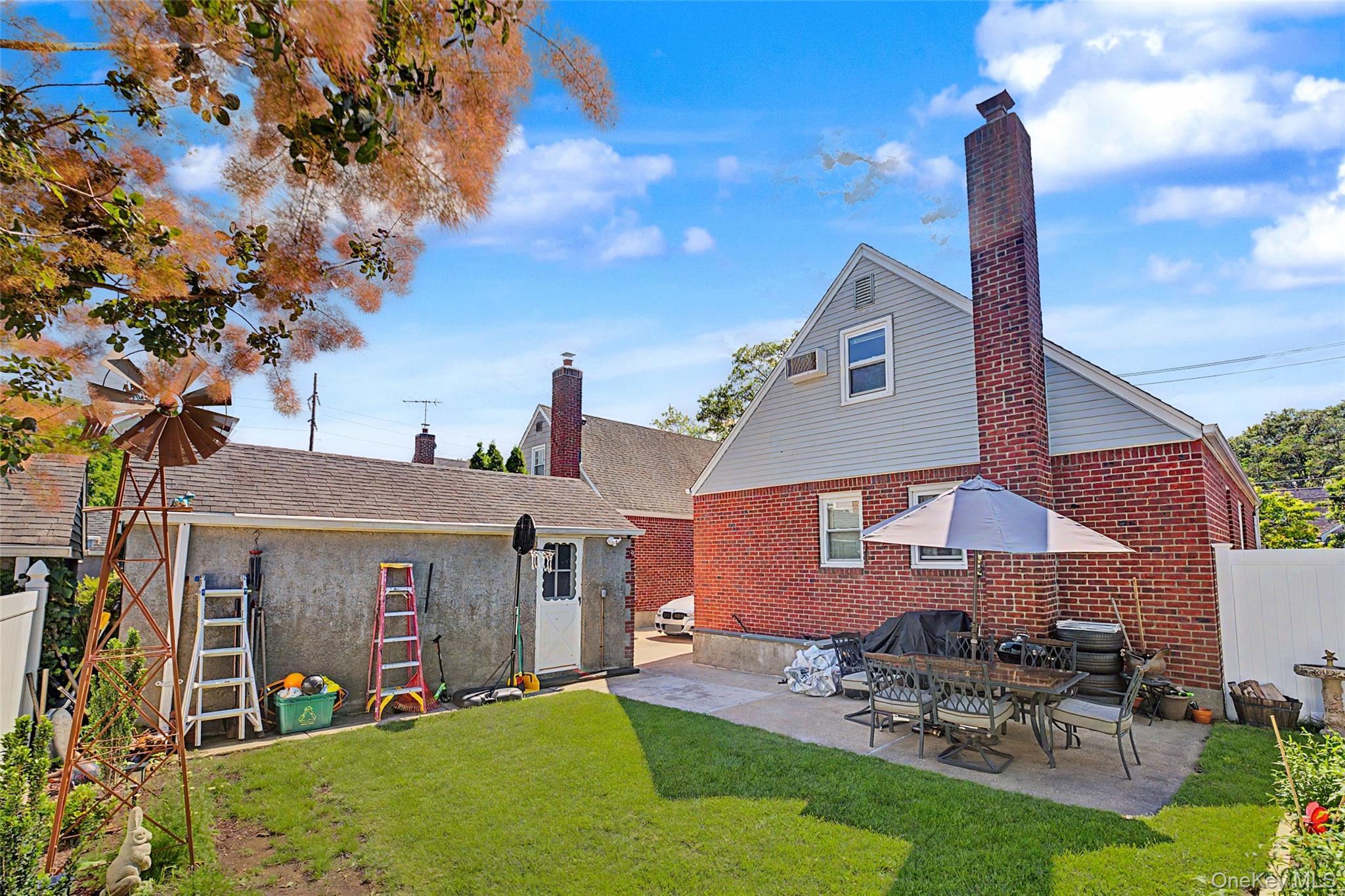 Single Family Elton Road Nassau County, NY 11530, MLS-1020154-20