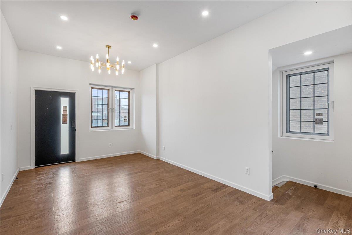 Single Family Hawtree Street Queens, NY 11417, MLS-1020223-5