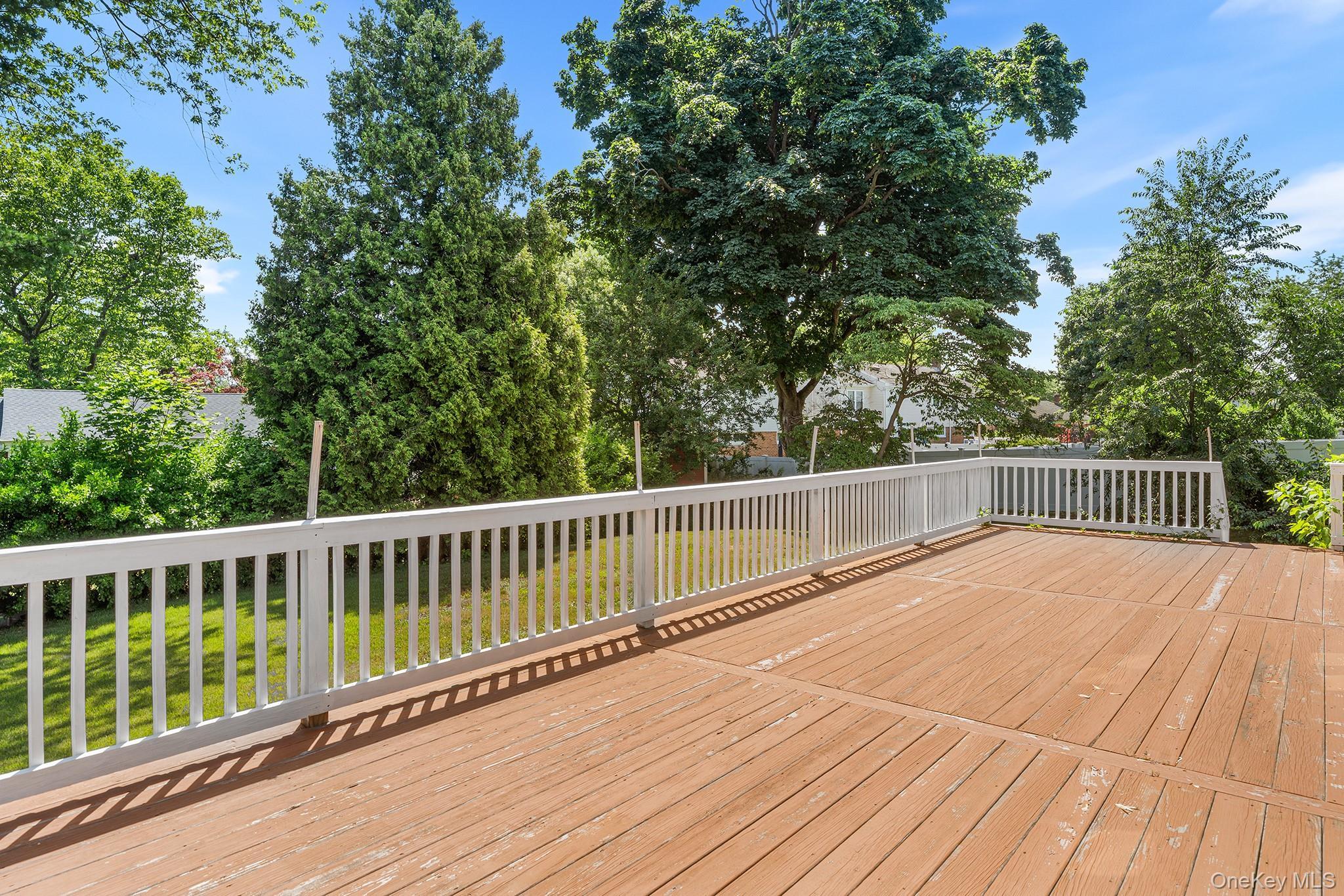 Single Family Sibley Place  Suffolk County, NY 11746, MLS-1020226-29
