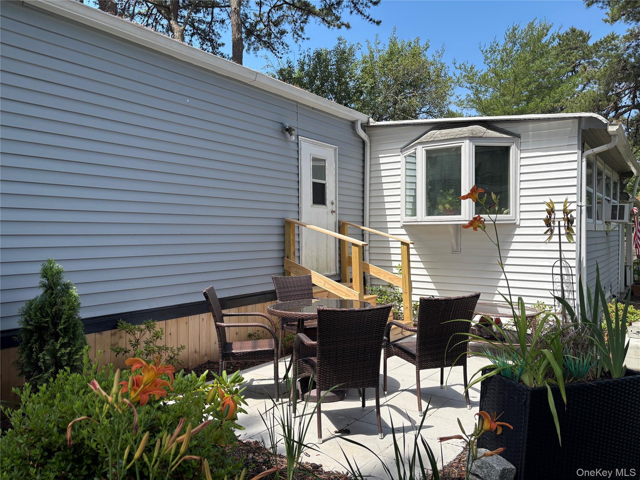 Single Family Riverleigh  Suffolk County, NY 11901, MLS-1020237-13