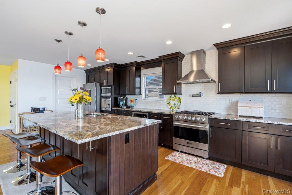 Single Family Milton Road Suffolk County, NY 11702, MLS-1020254-10