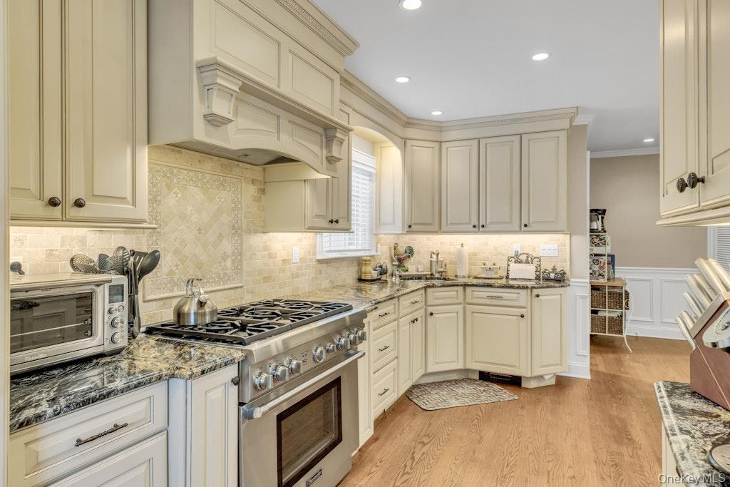 Single Family Stuart Street  Nassau County, NY 11563, MLS-1020259-12